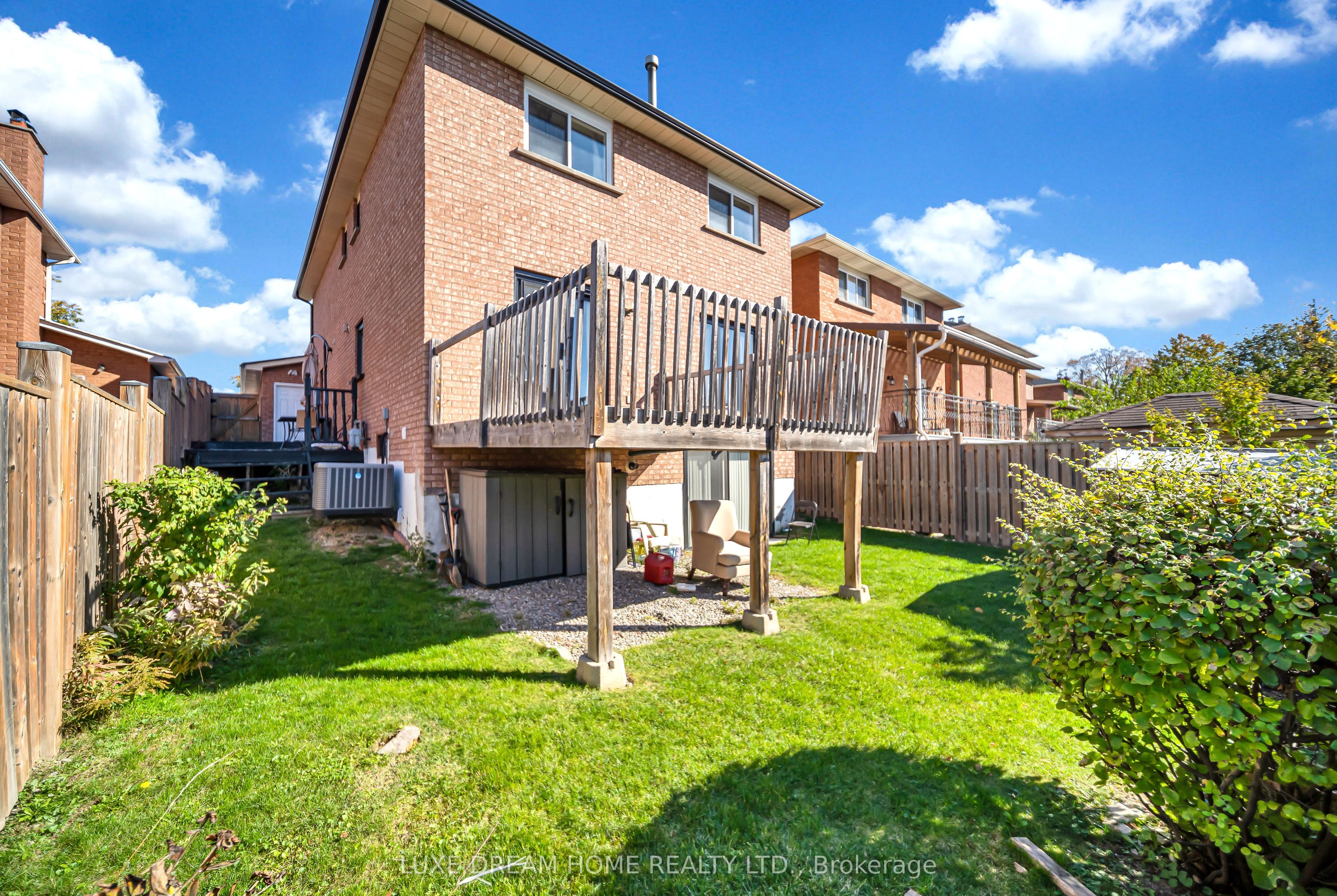 78 Governor Crescent Property Photo 43