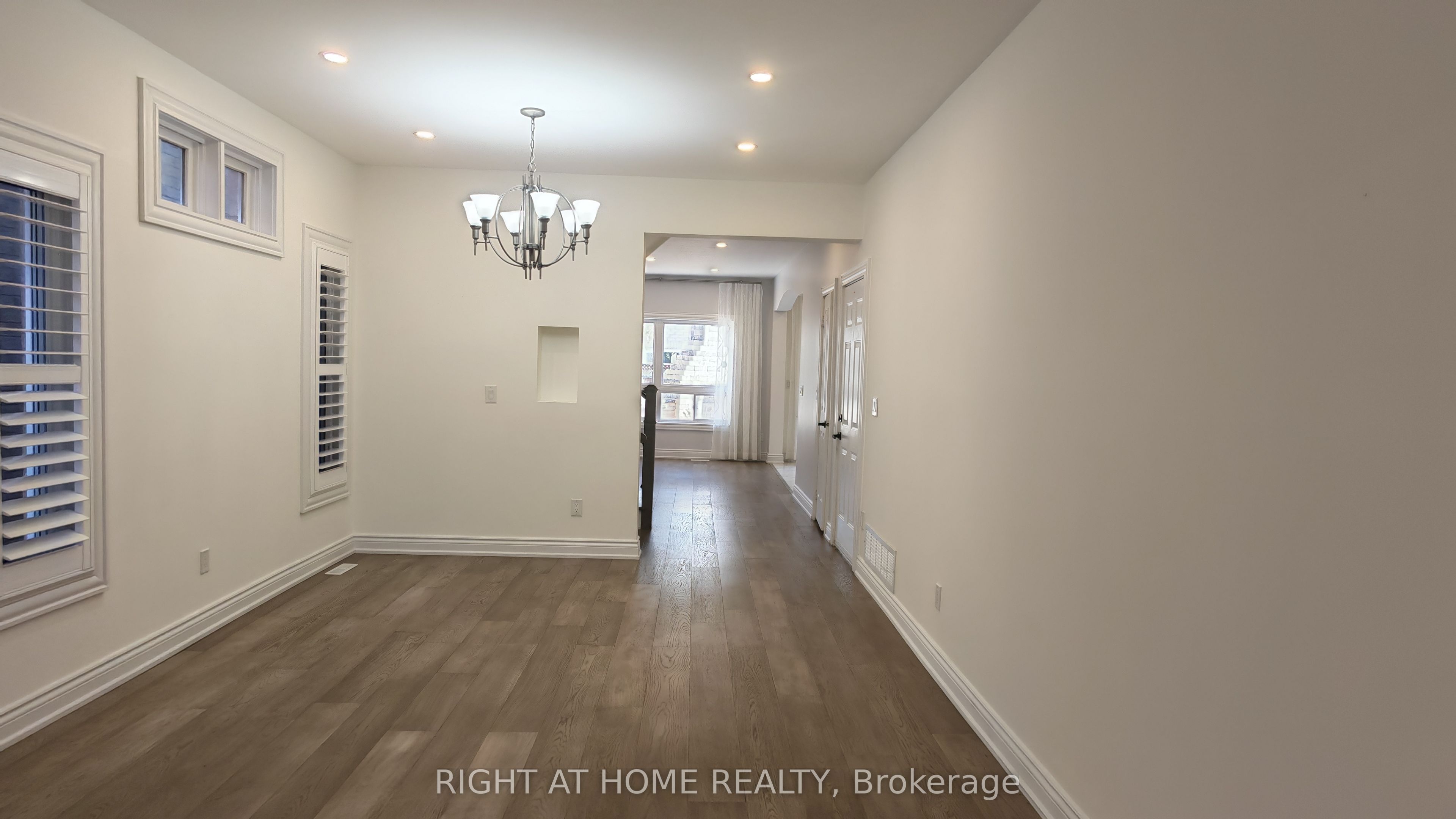 21 Russell Hill Road Property Photo 3