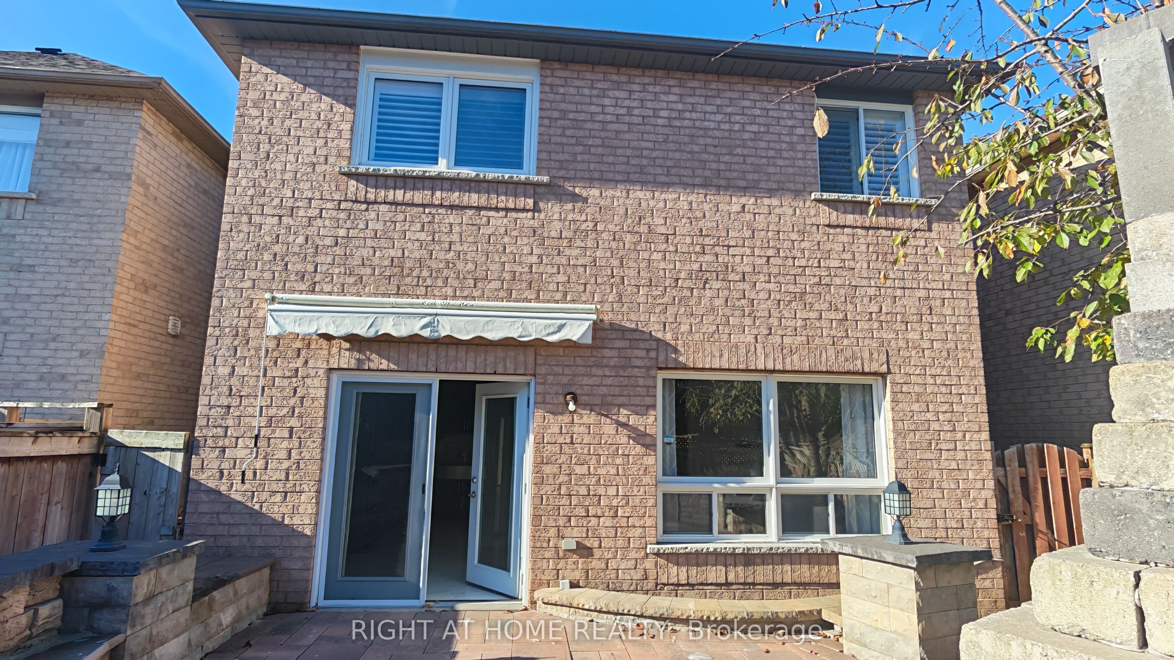 21 Russell Hill Road Property Photo 21