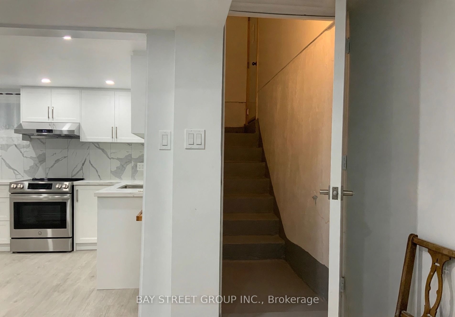 32 Barker Court Property Photo 4