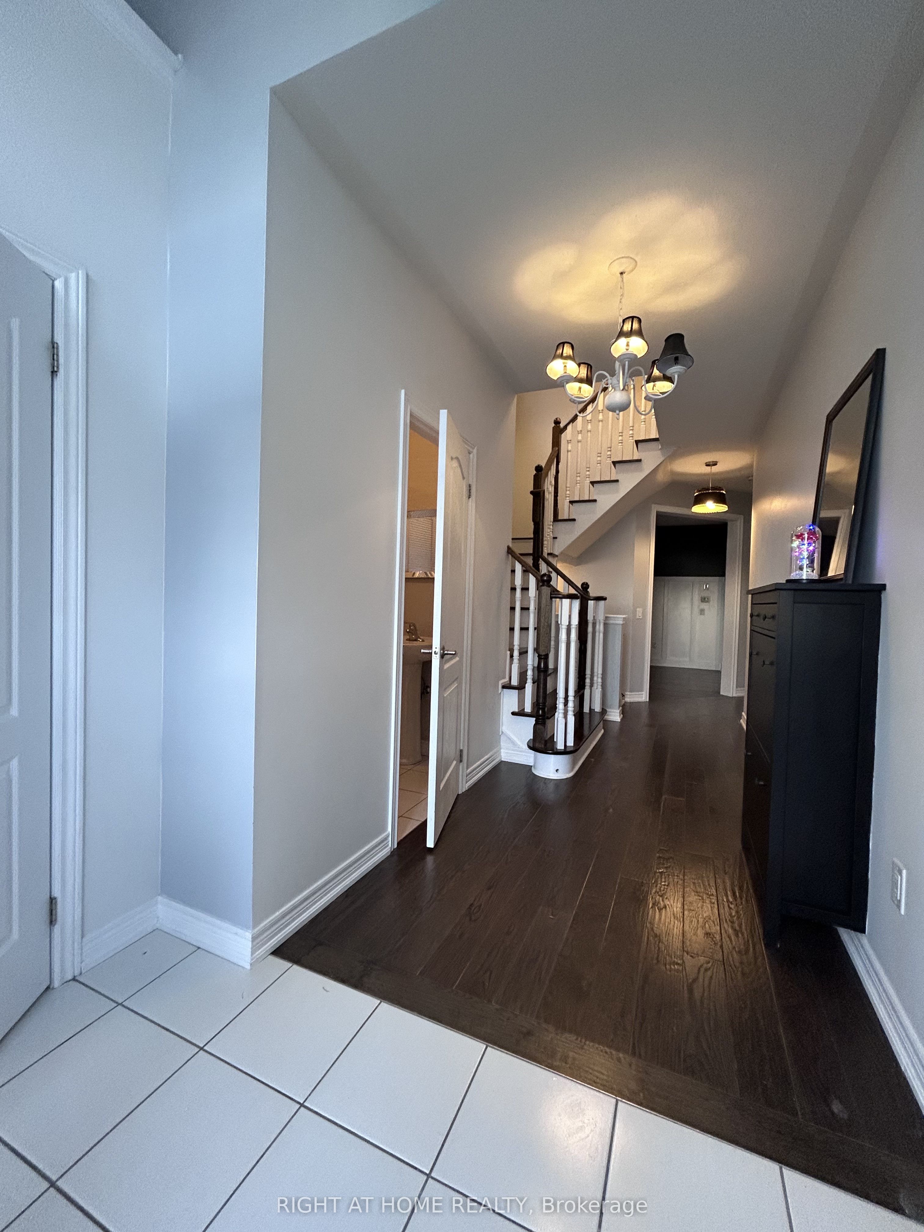 438 Kwapis Boulevard Property Photo 3