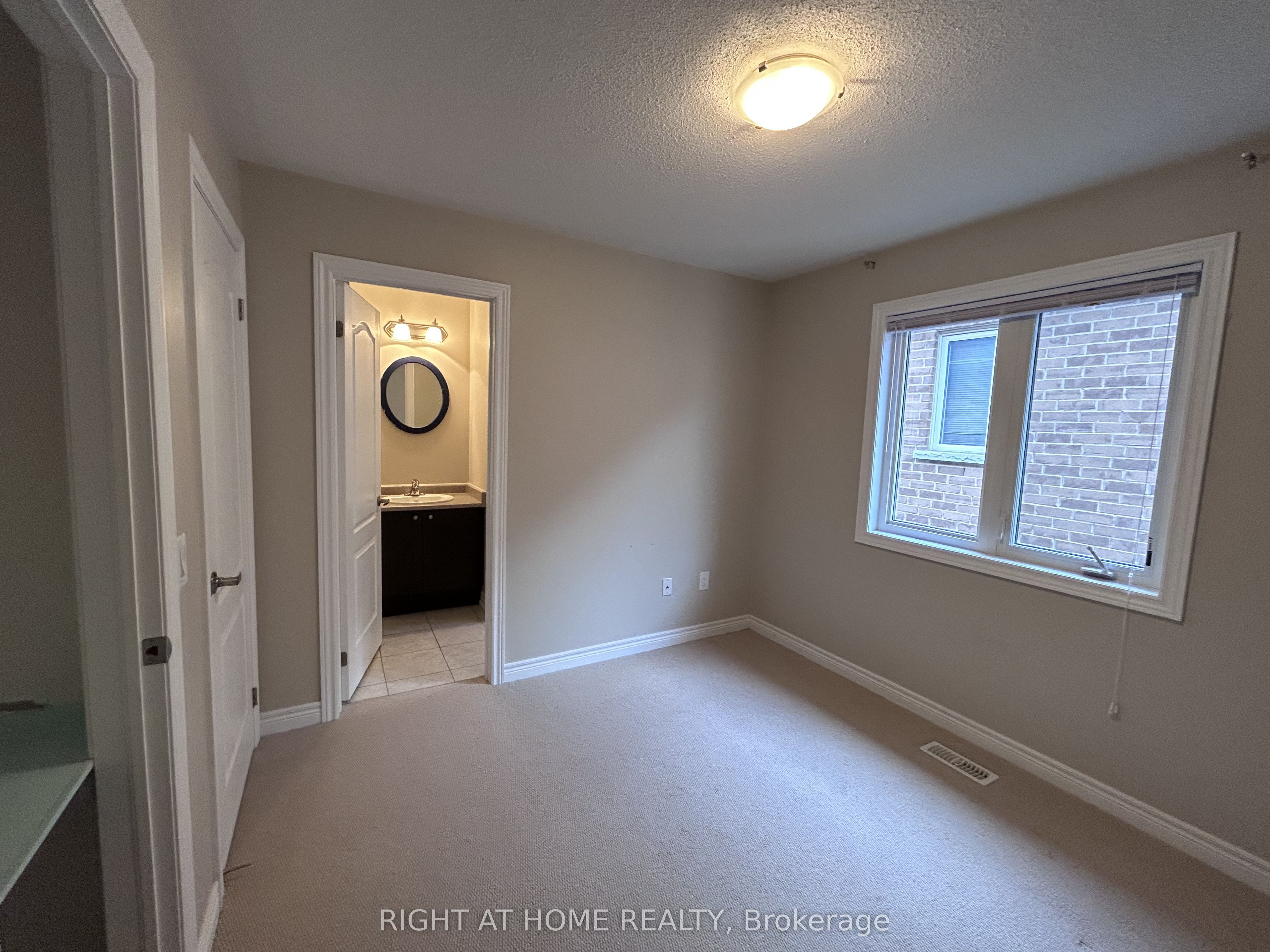 438 Kwapis Boulevard Property Photo 23