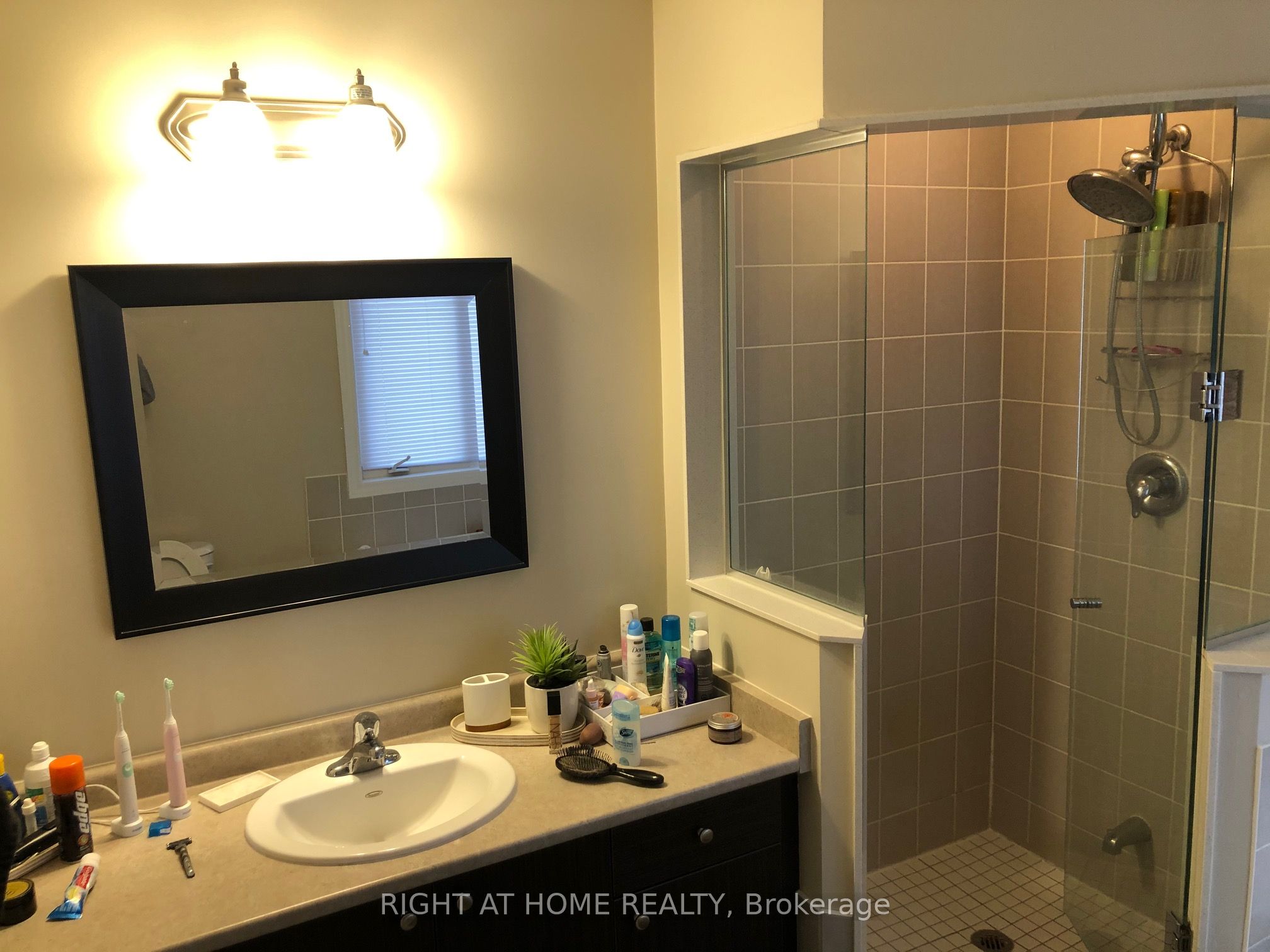 438 Kwapis Boulevard Property Photo 24