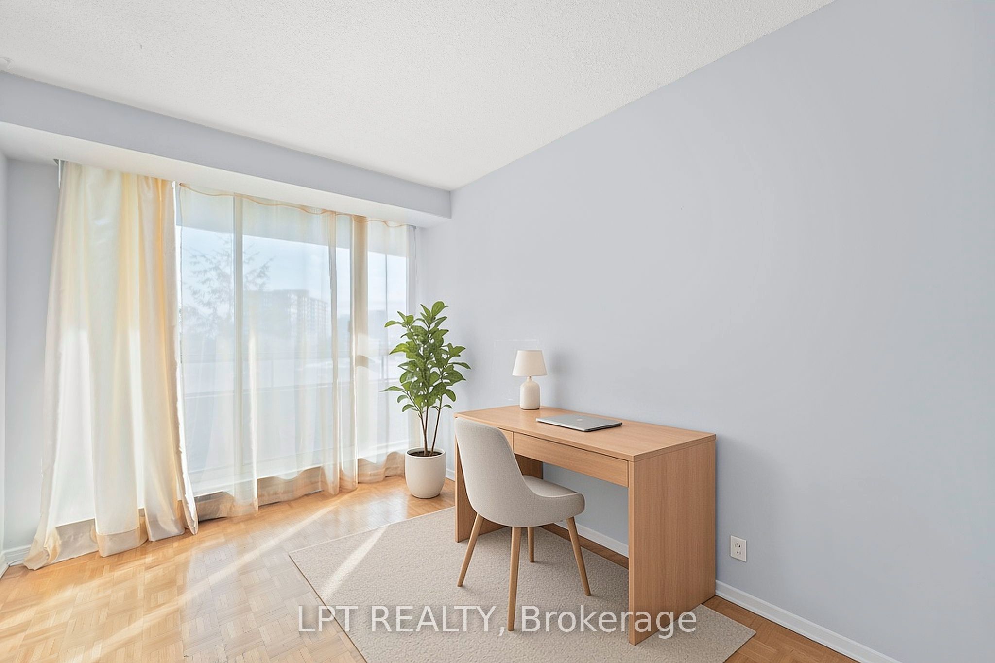 32 Clarissa Drive 521 Property Photo 22