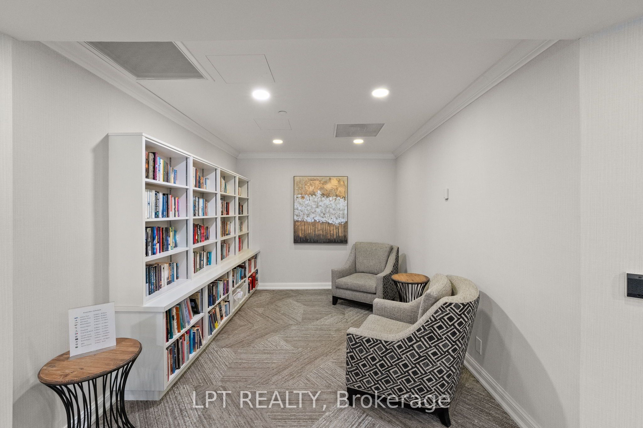 32 Clarissa Drive 521 Property Photo 27