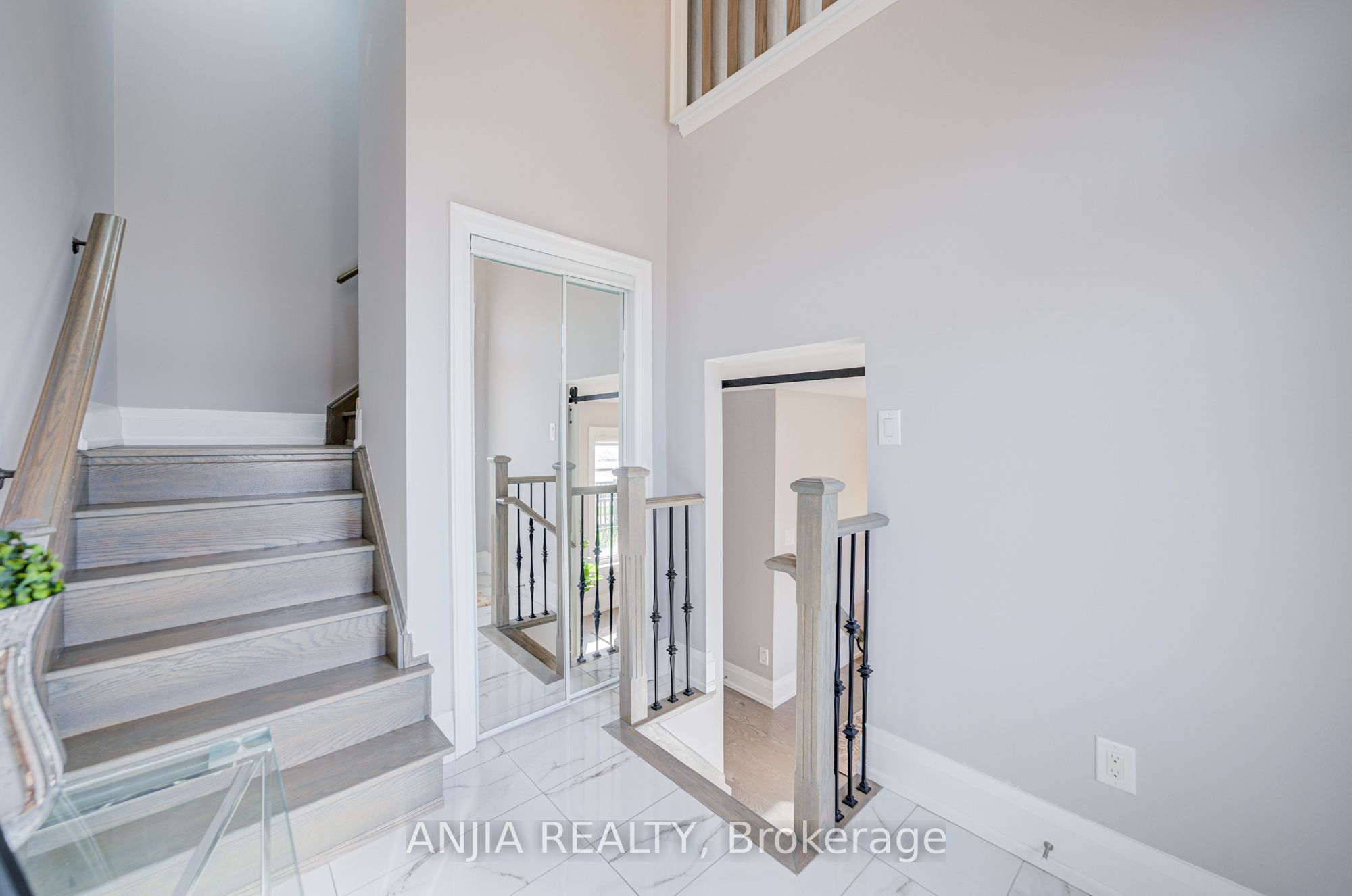 4146 Highway 7 Road E Property Photo 5
