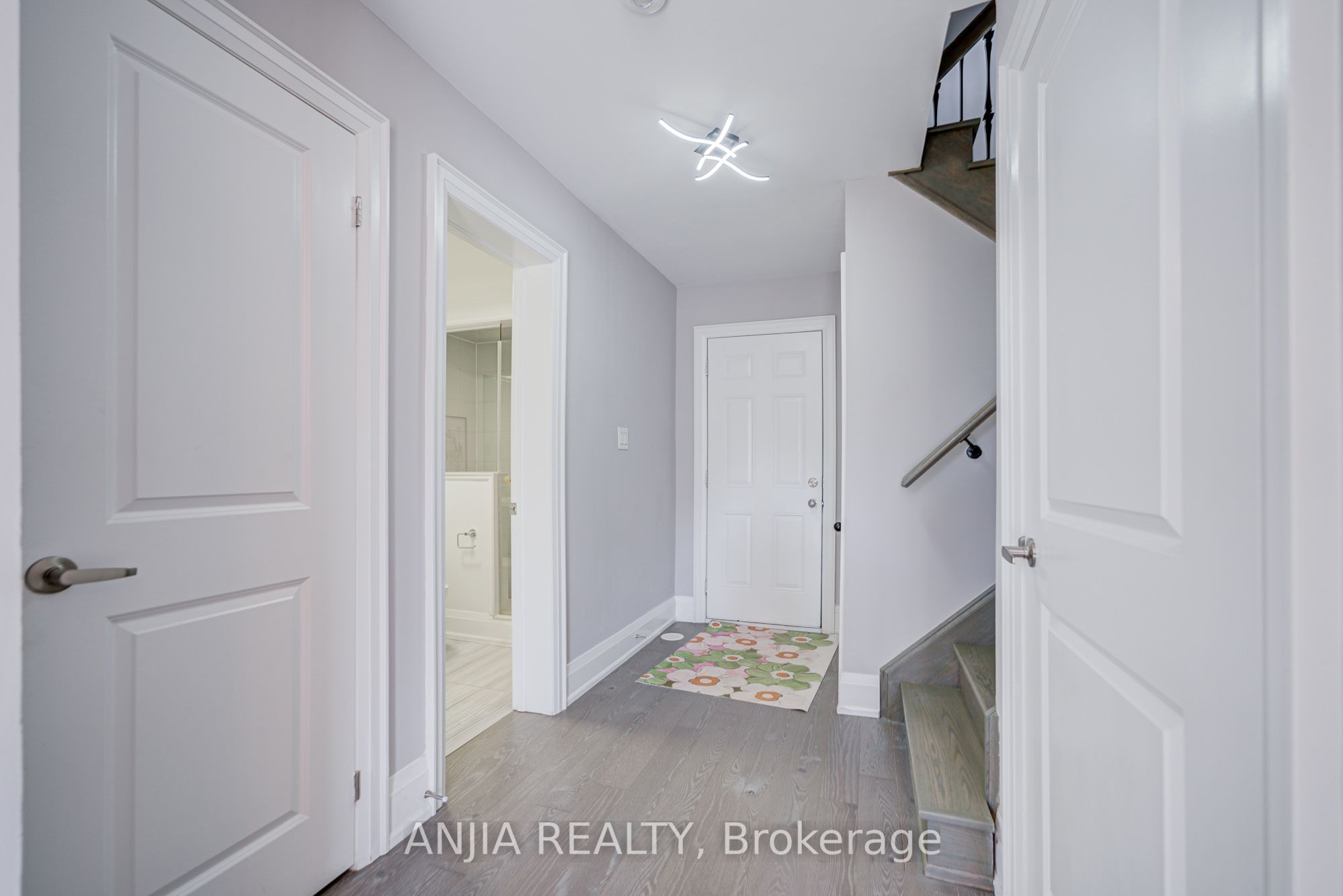 4146 Highway 7 Road E Property Photo 9