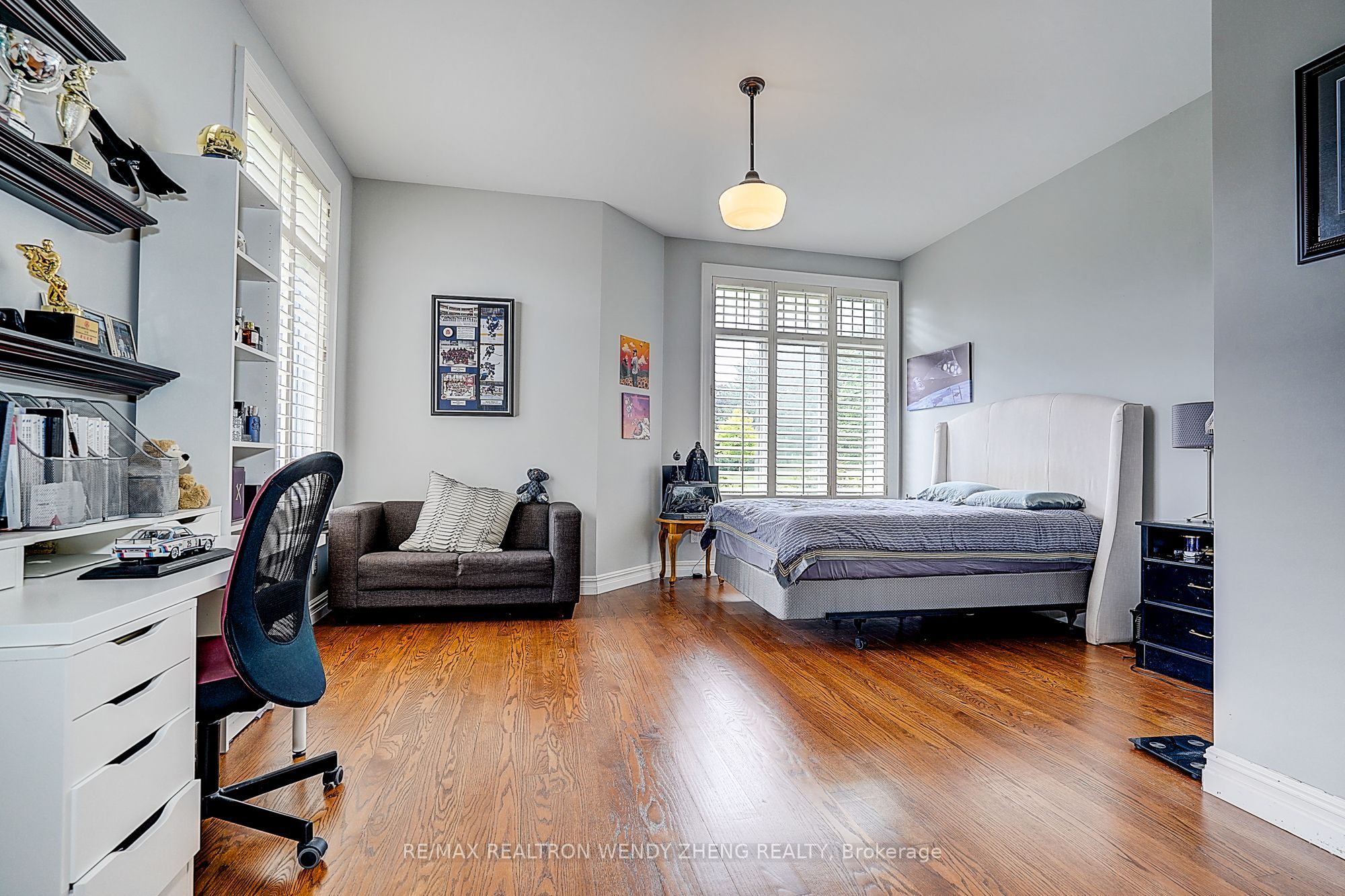 8 Alm Court Property Photo 22