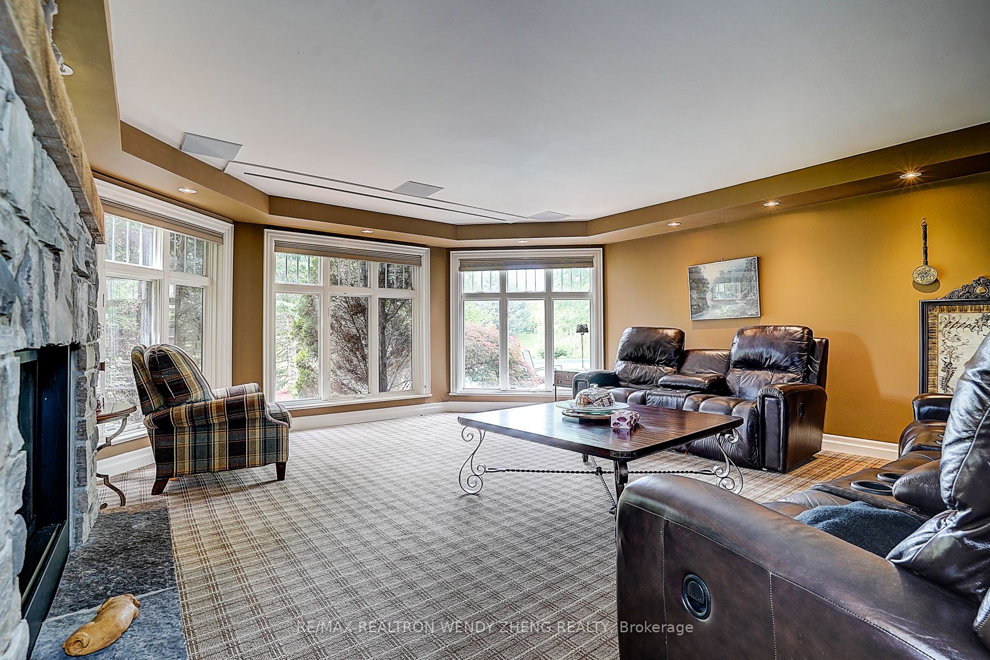 8 Alm Court Property Photo 31
