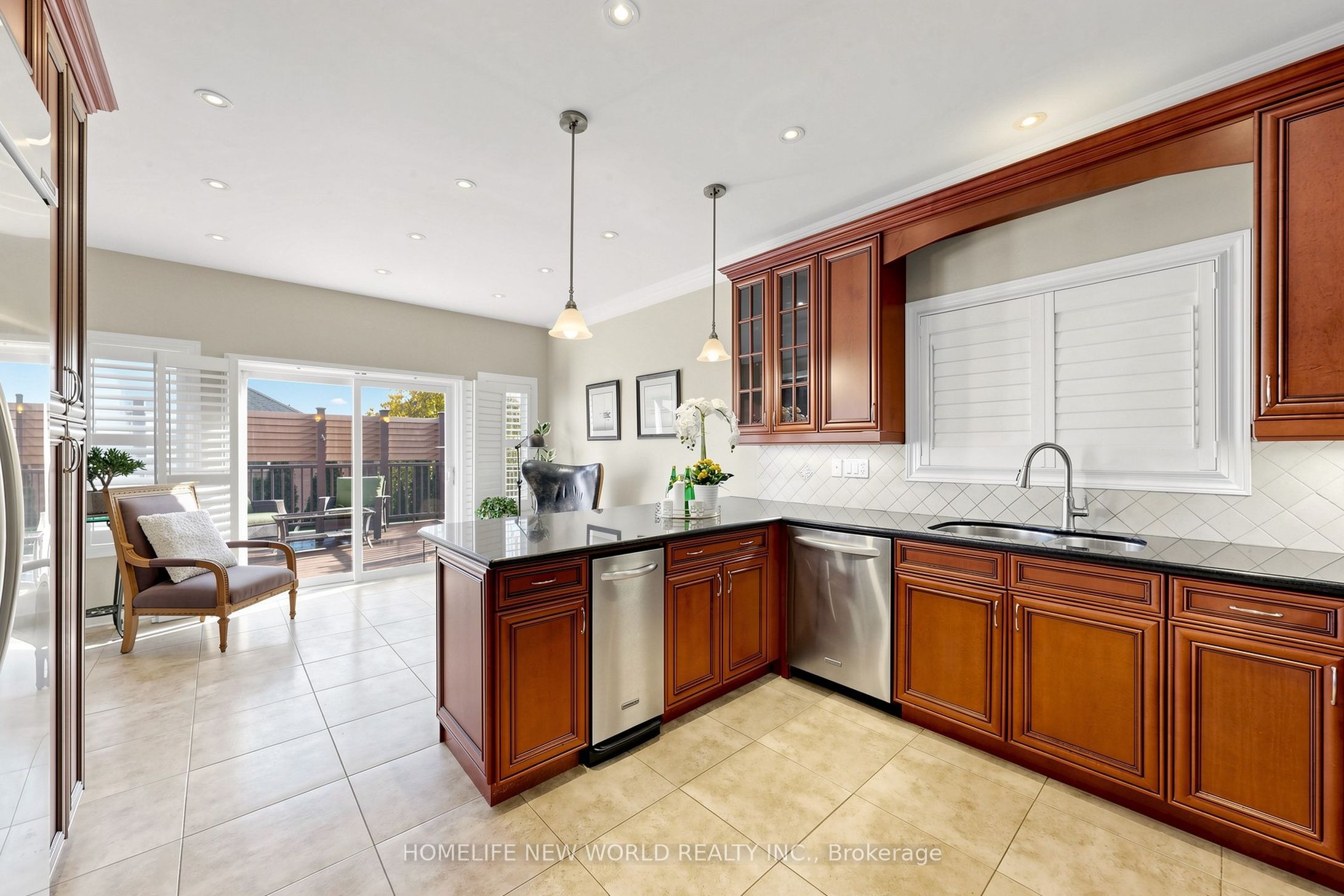 19 Featherwood Drive Property Photo 17