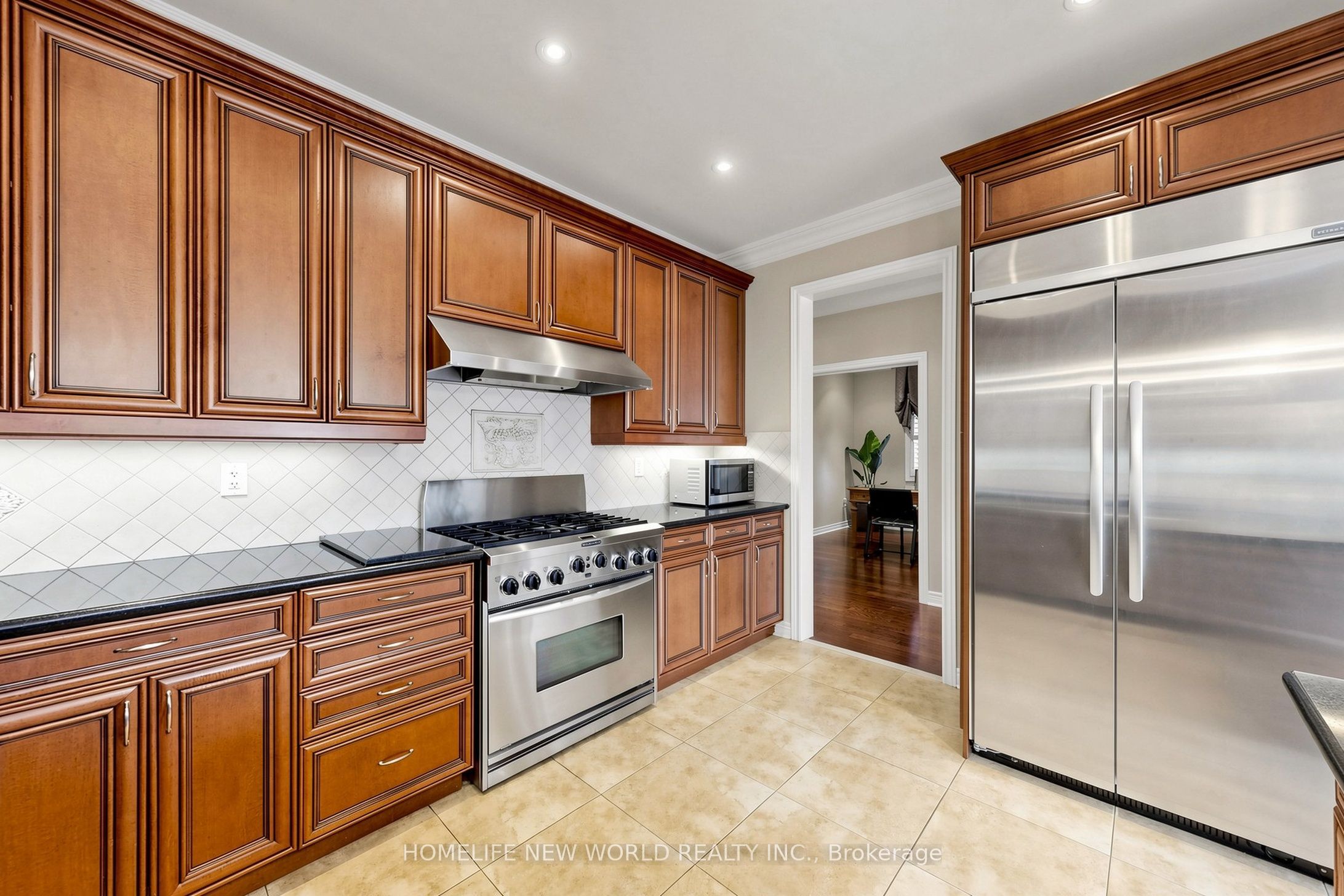 19 Featherwood Drive Property Photo 20