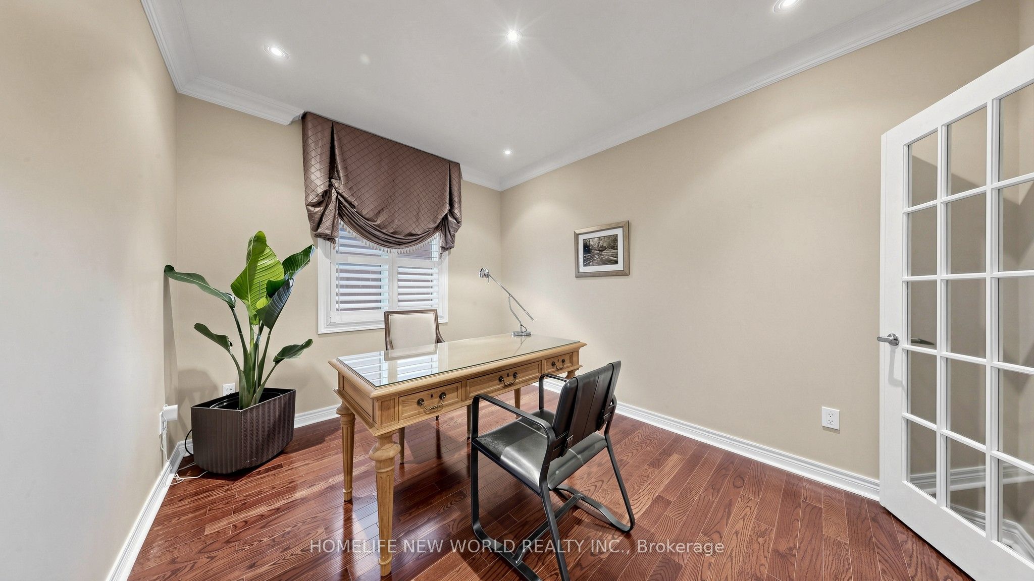 19 Featherwood Drive Property Photo 22