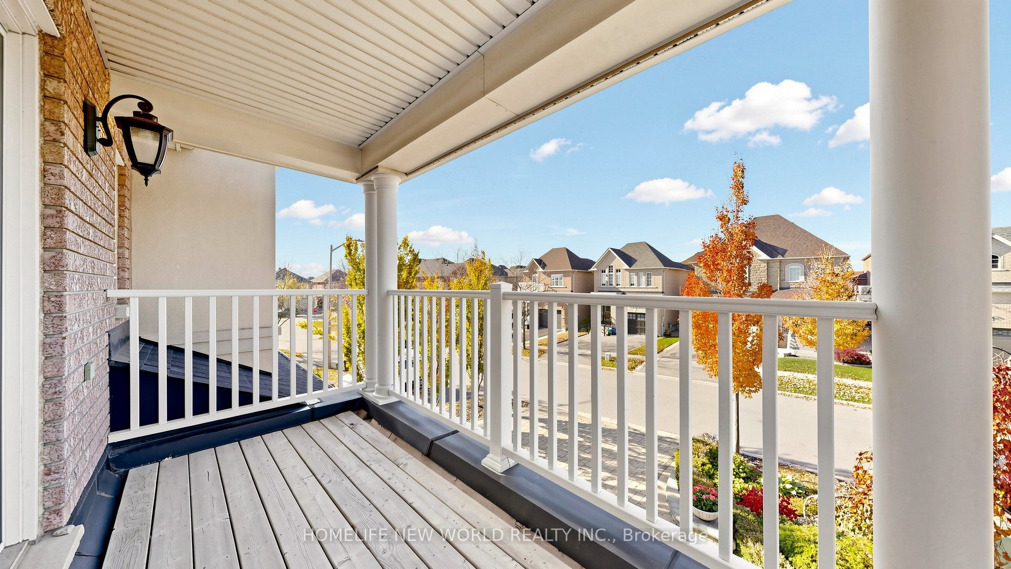 19 Featherwood Drive Property Photo 44