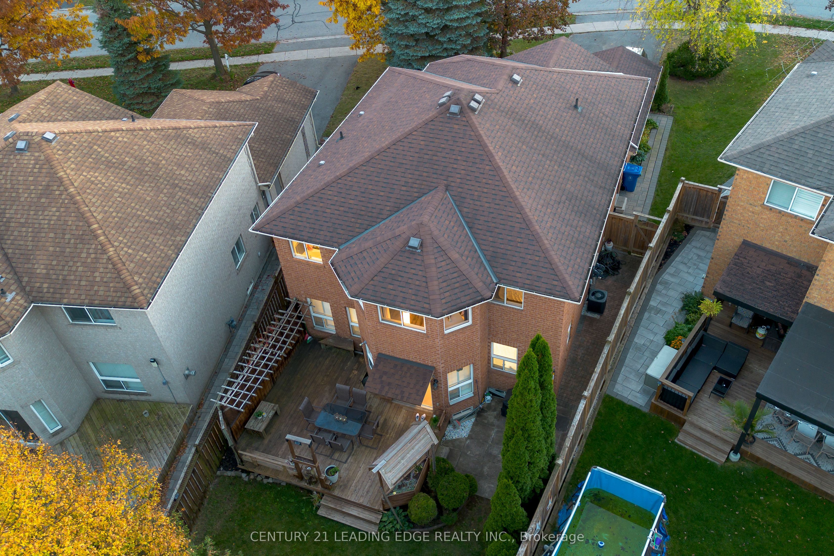 803 Best Circle Property Photo 5