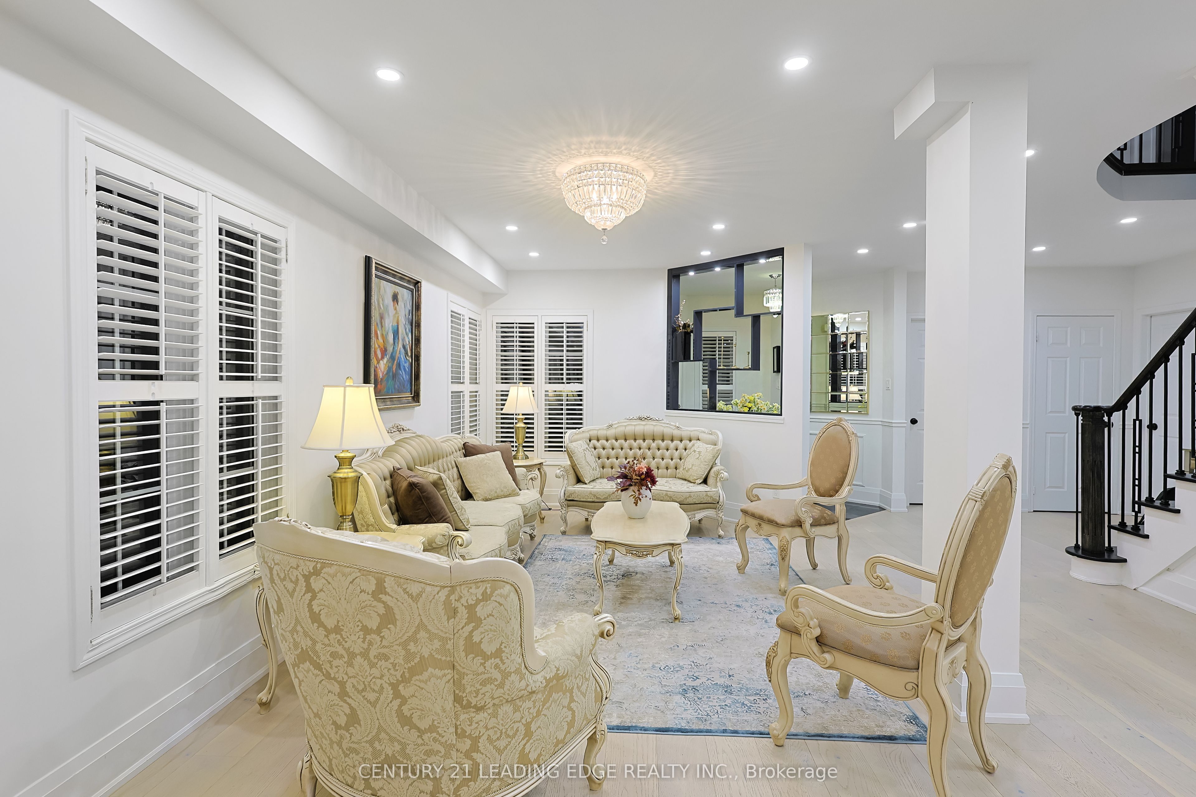 803 Best Circle Property Photo 10
