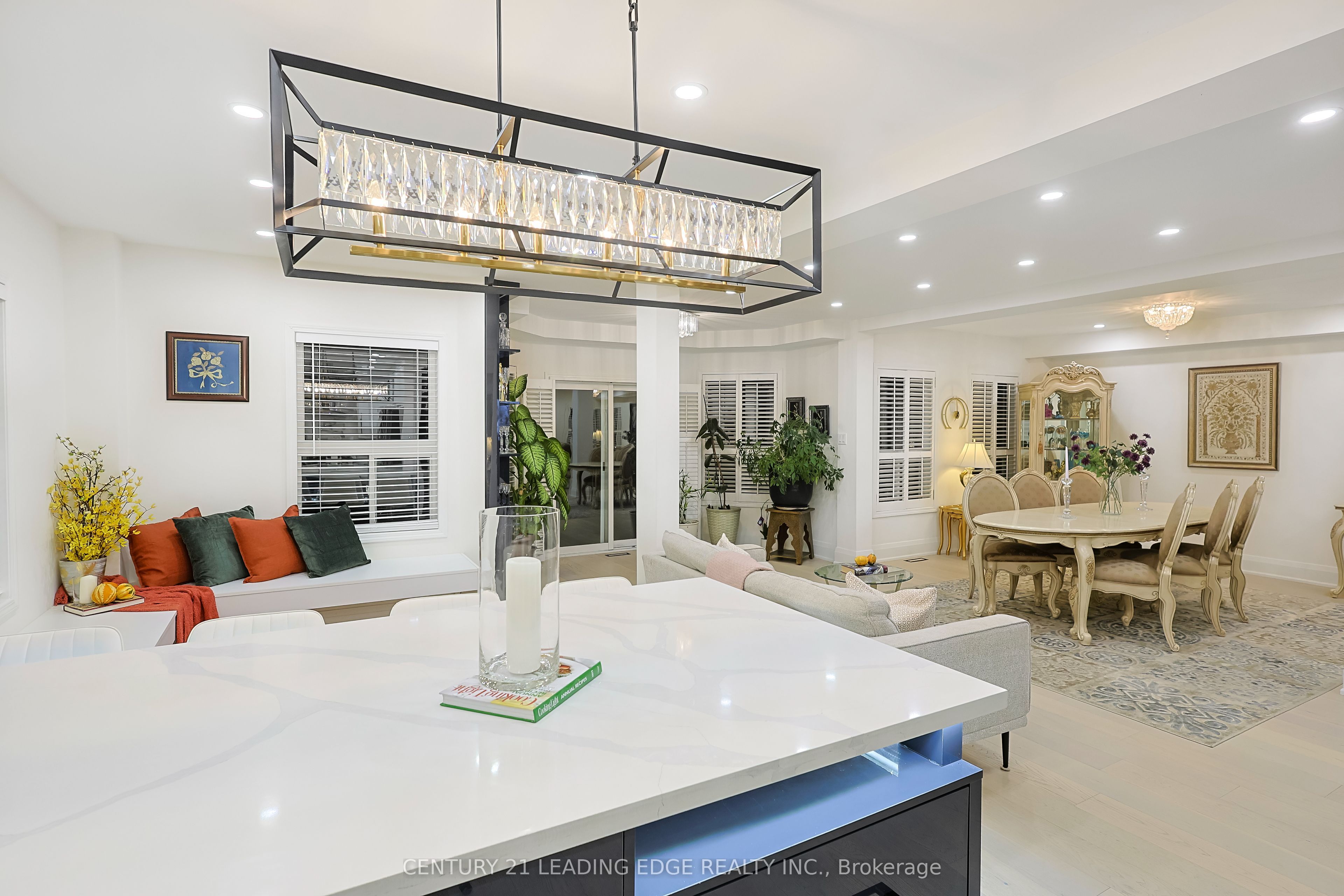 803 Best Circle Property Photo 16