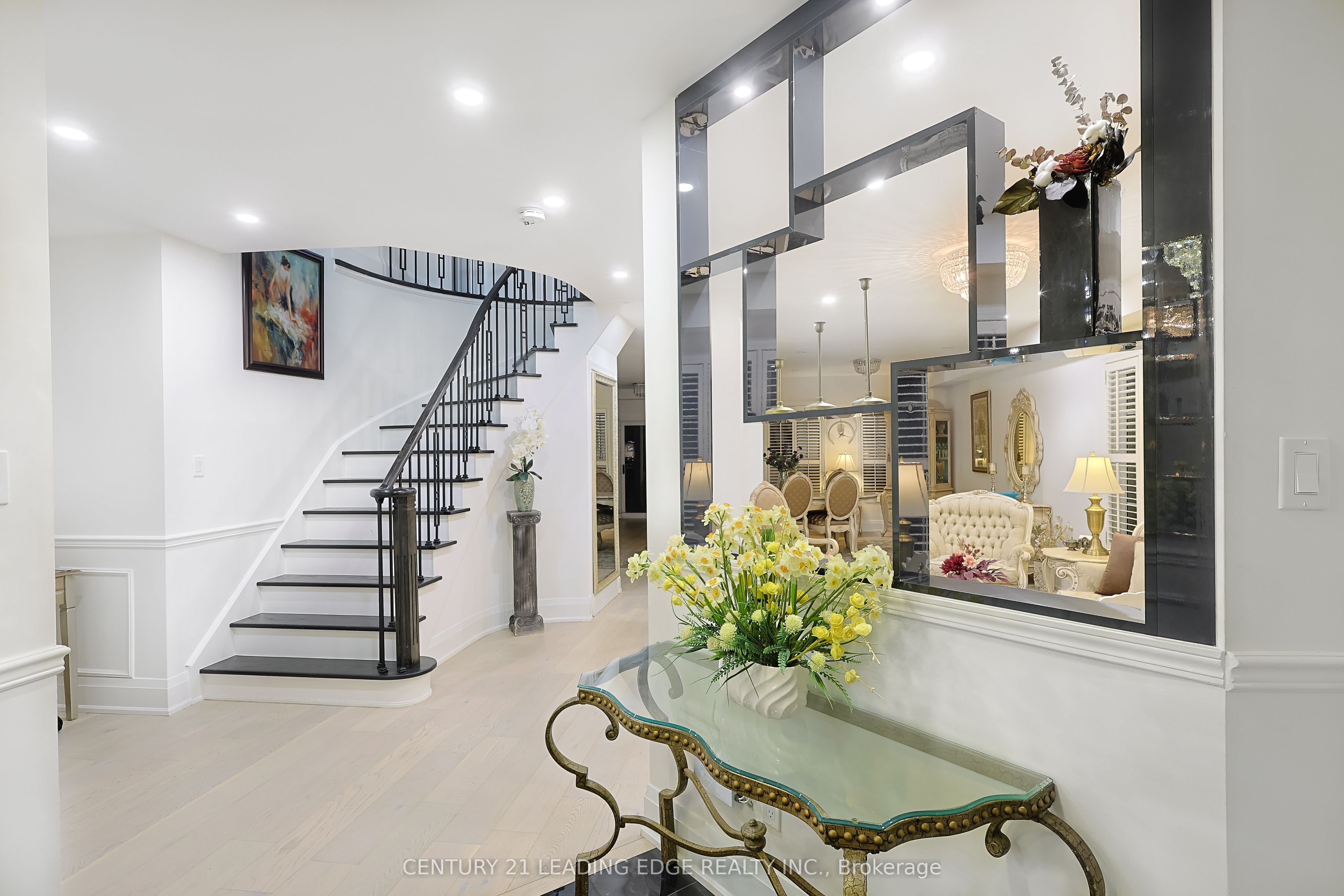 803 Best Circle Property Photo 19