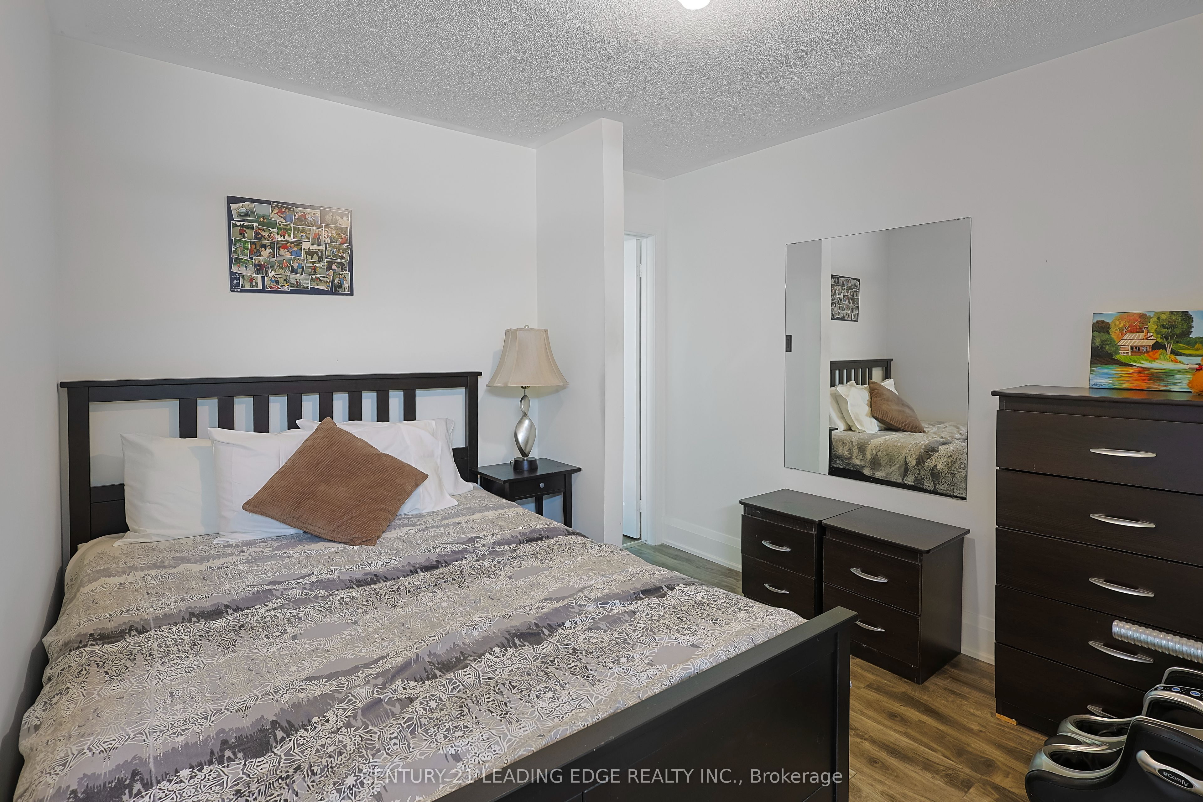 803 Best Circle Property Photo 23