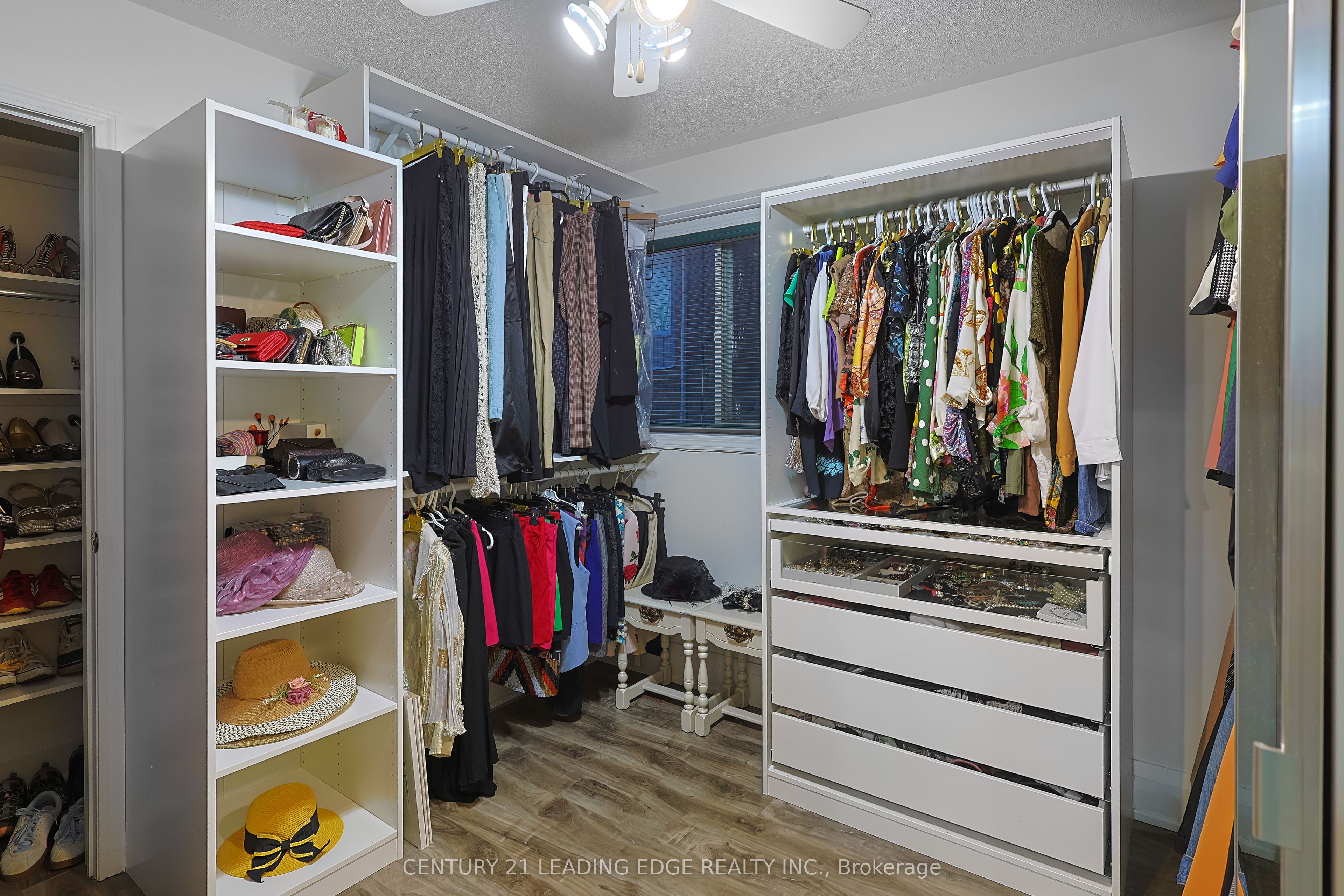 803 Best Circle Property Photo 25