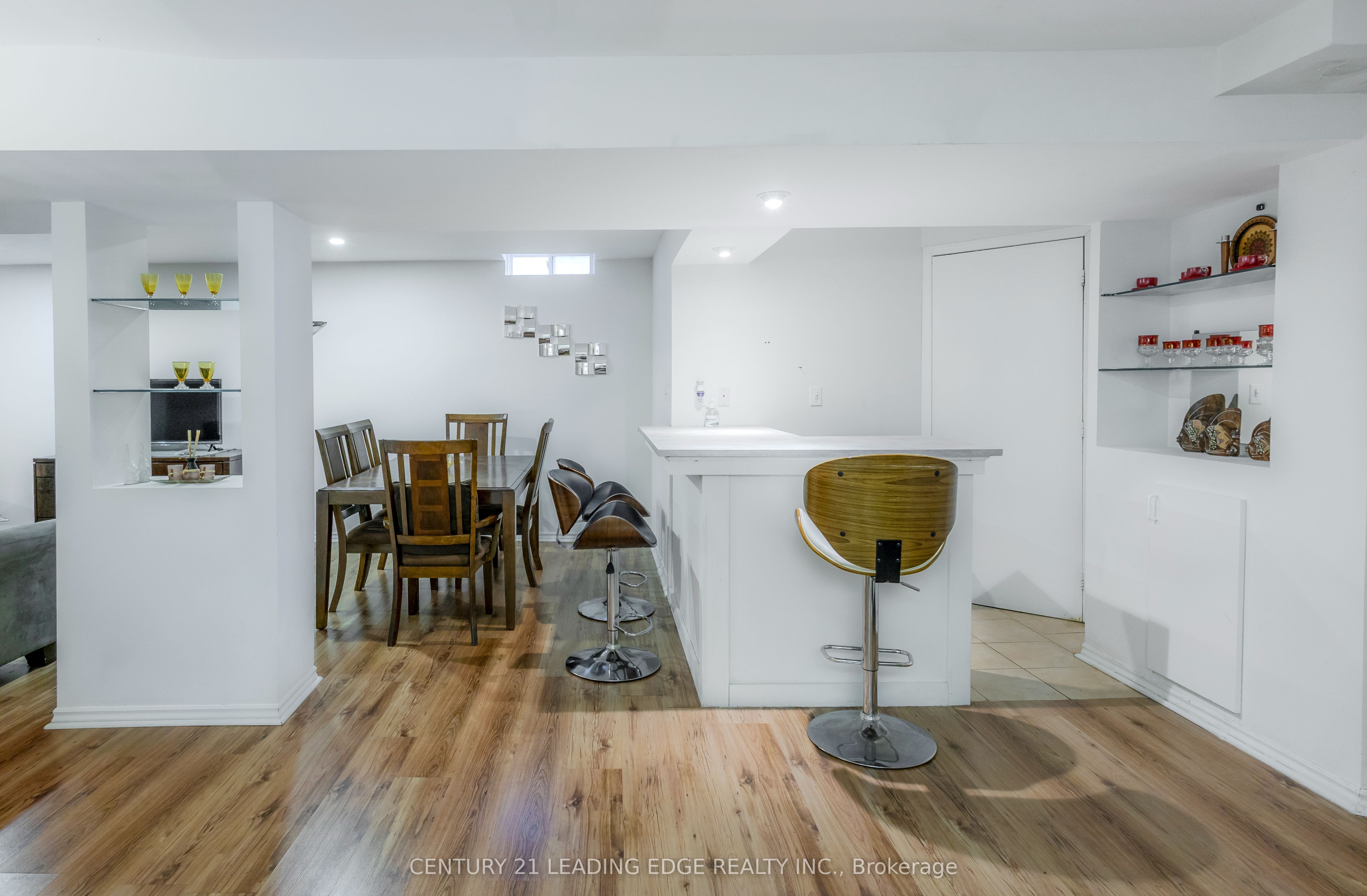 803 Best Circle Property Photo 31