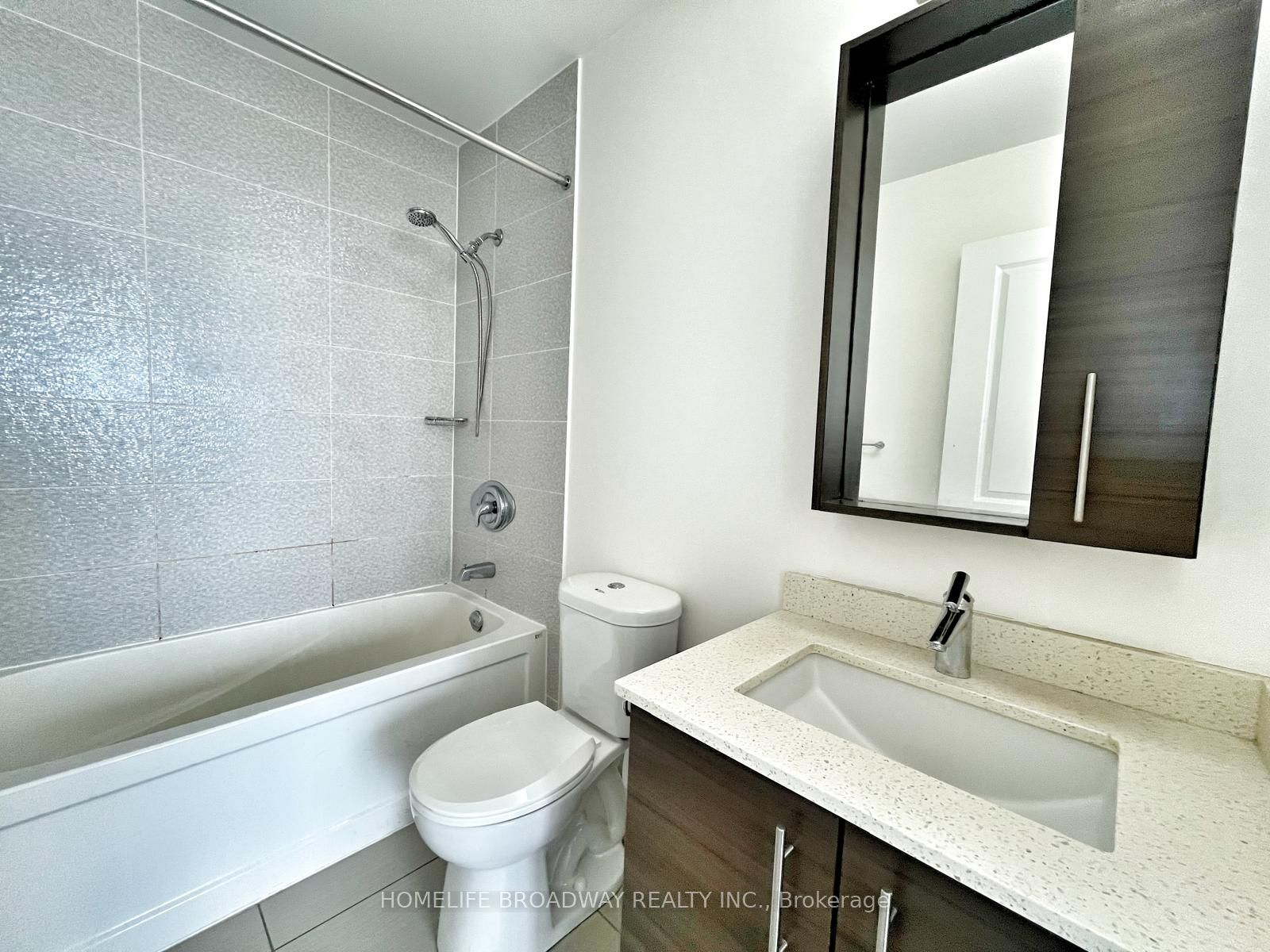277 South Park Road 916 Property Photo 14