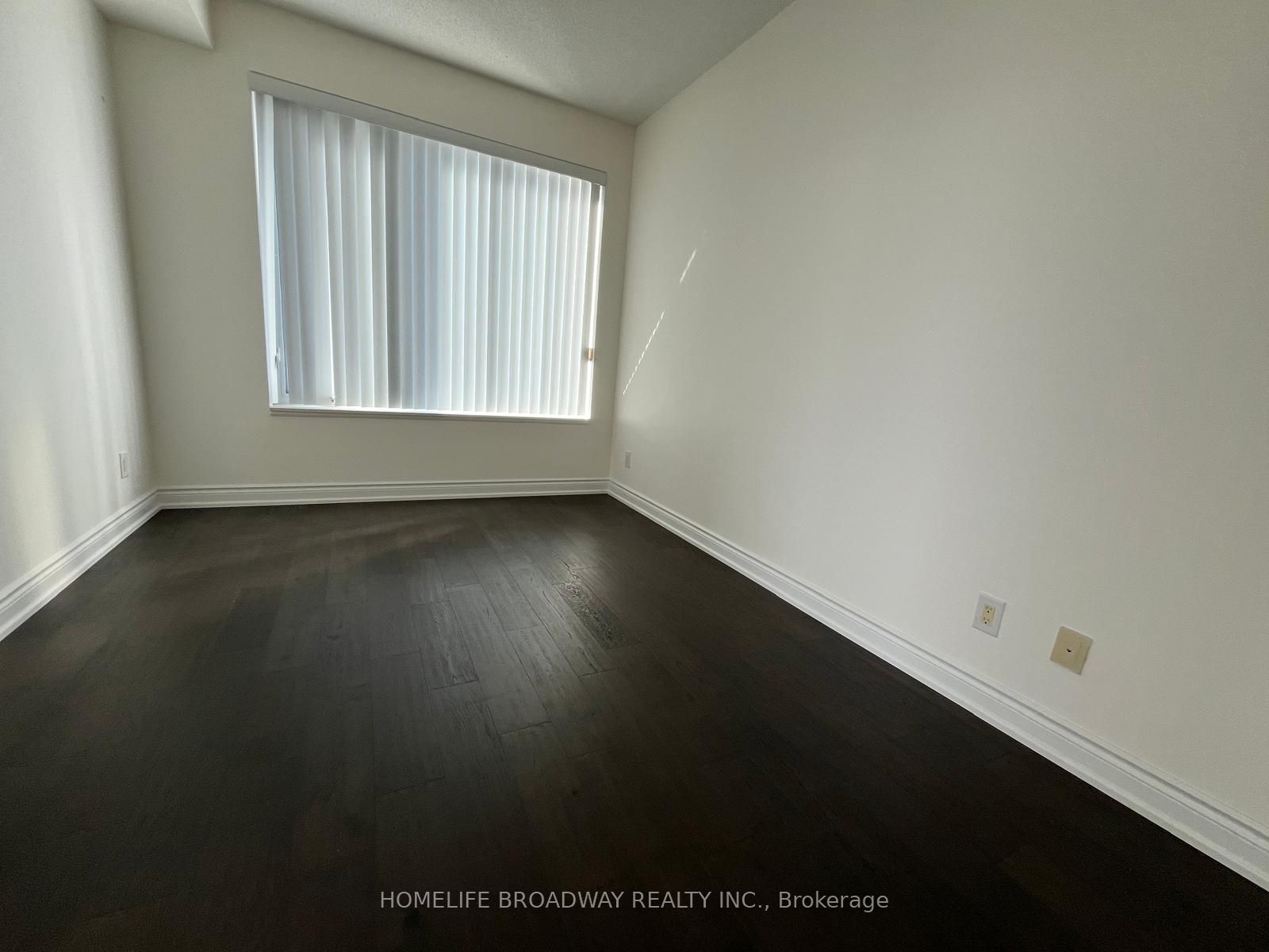 277 South Park Road 916 Property Photo 17