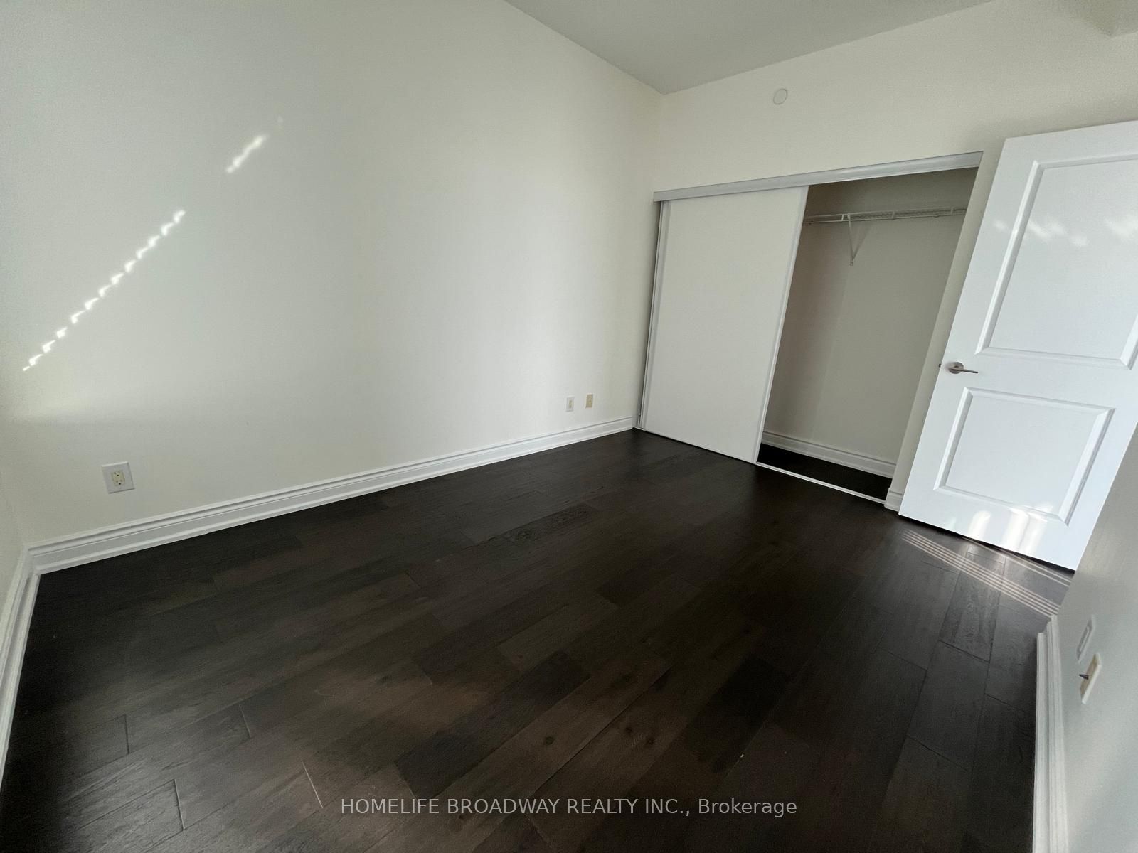 277 South Park Road 916 Property Photo 18