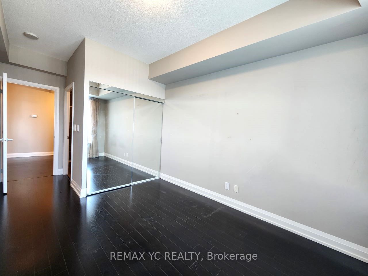 7171 Yonge Street 408 Property Photo 7