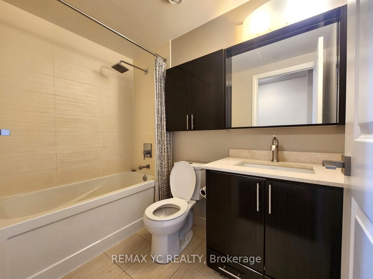 7171 Yonge Street 408 Property Photo 11