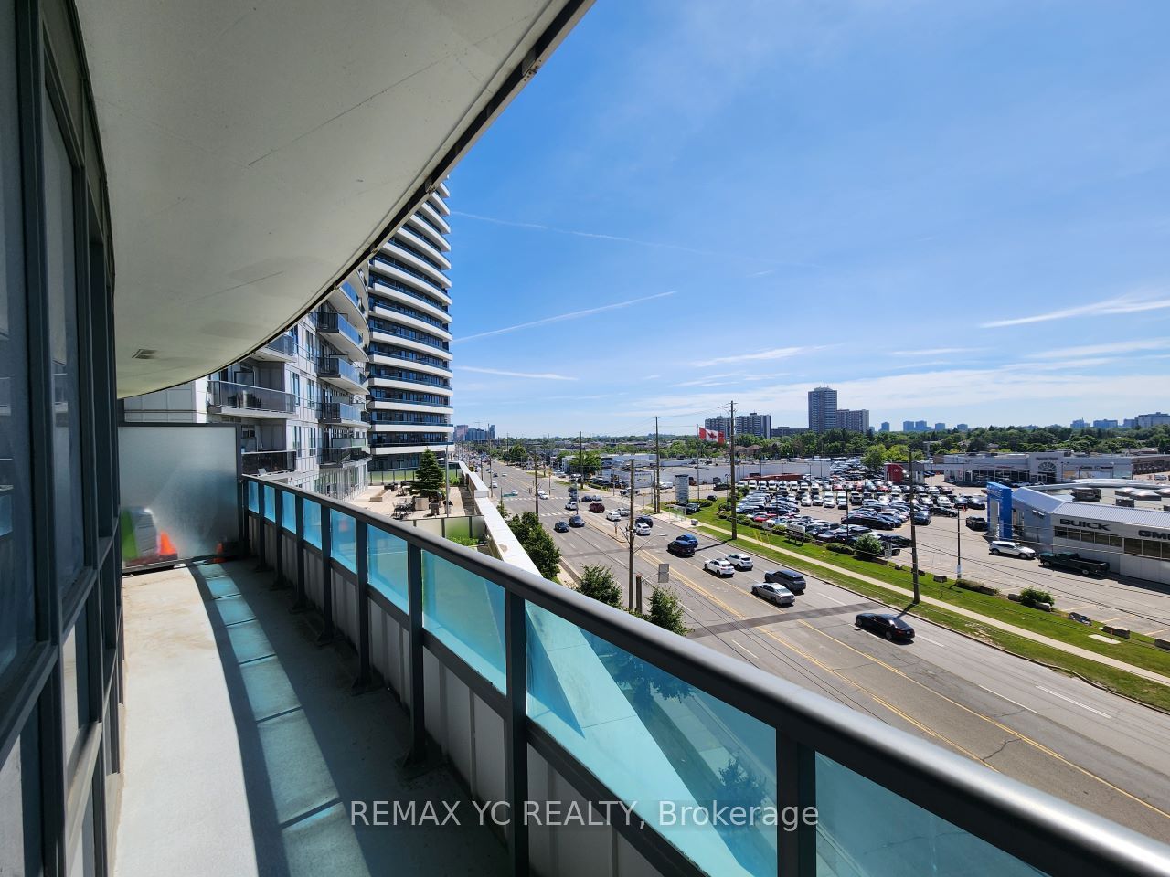 7171 Yonge Street 408 Property Photo 14
