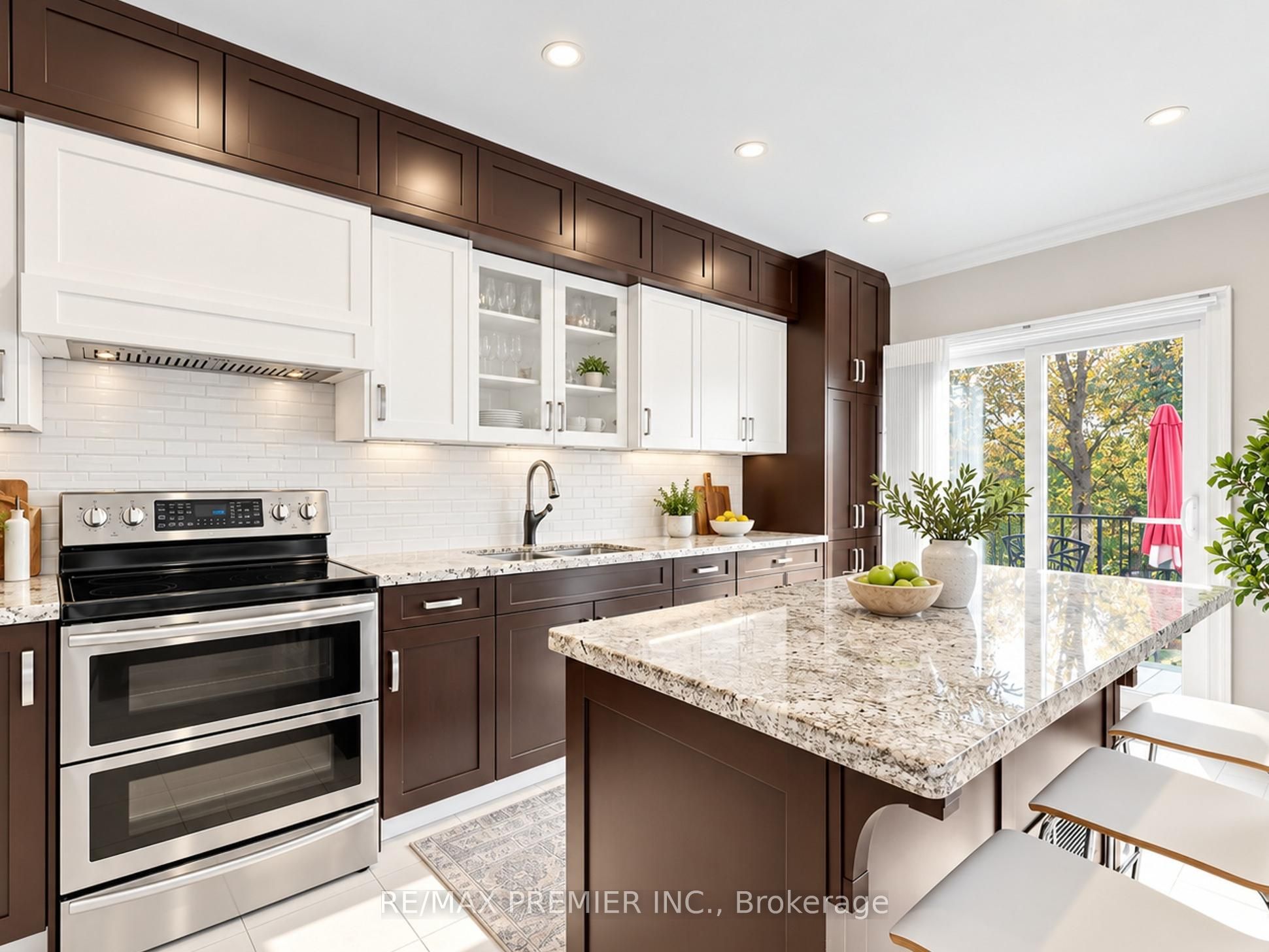 31 Rocksprings Avenue Property Photo 6