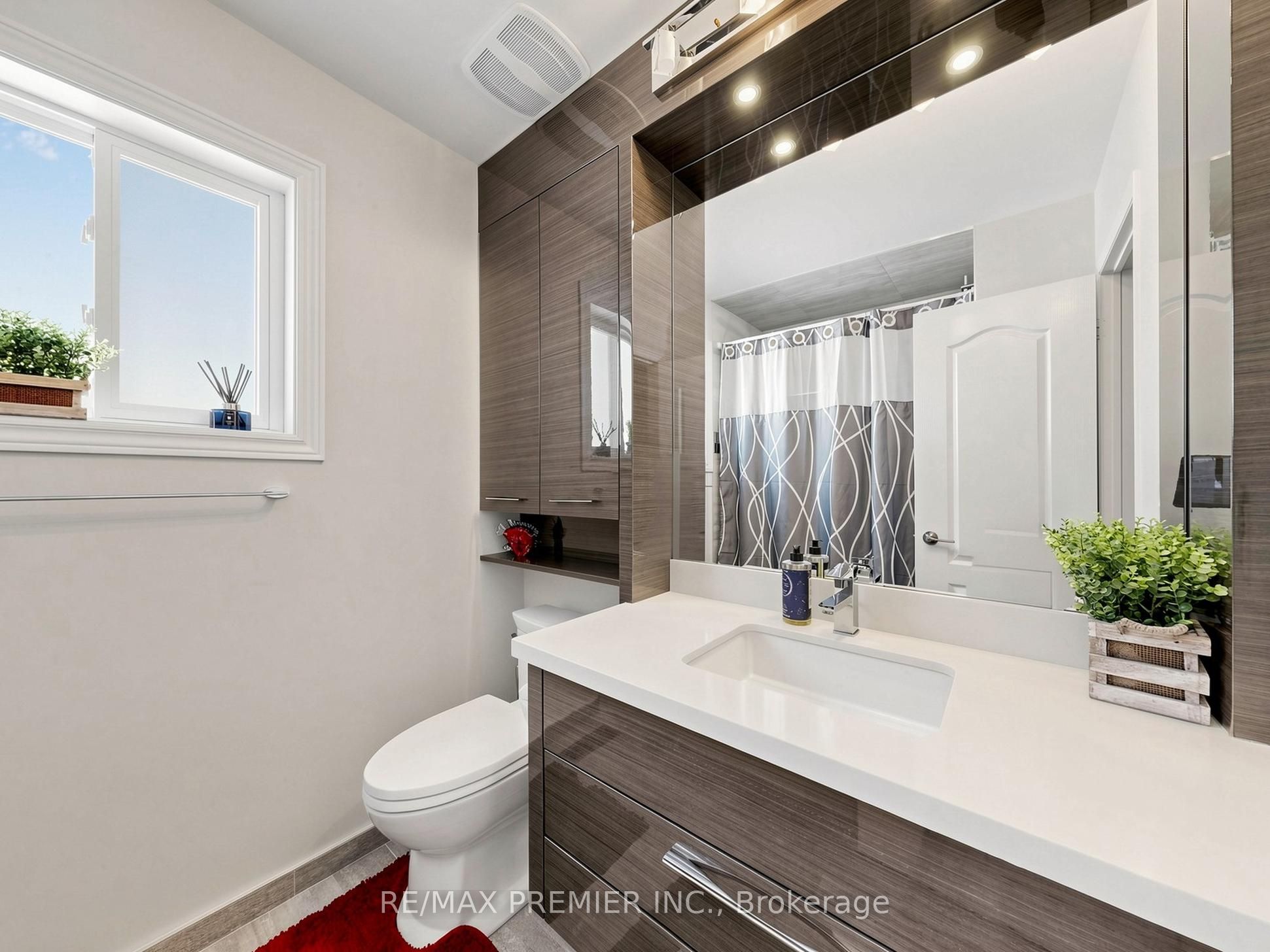 31 Rocksprings Avenue Property Photo 20