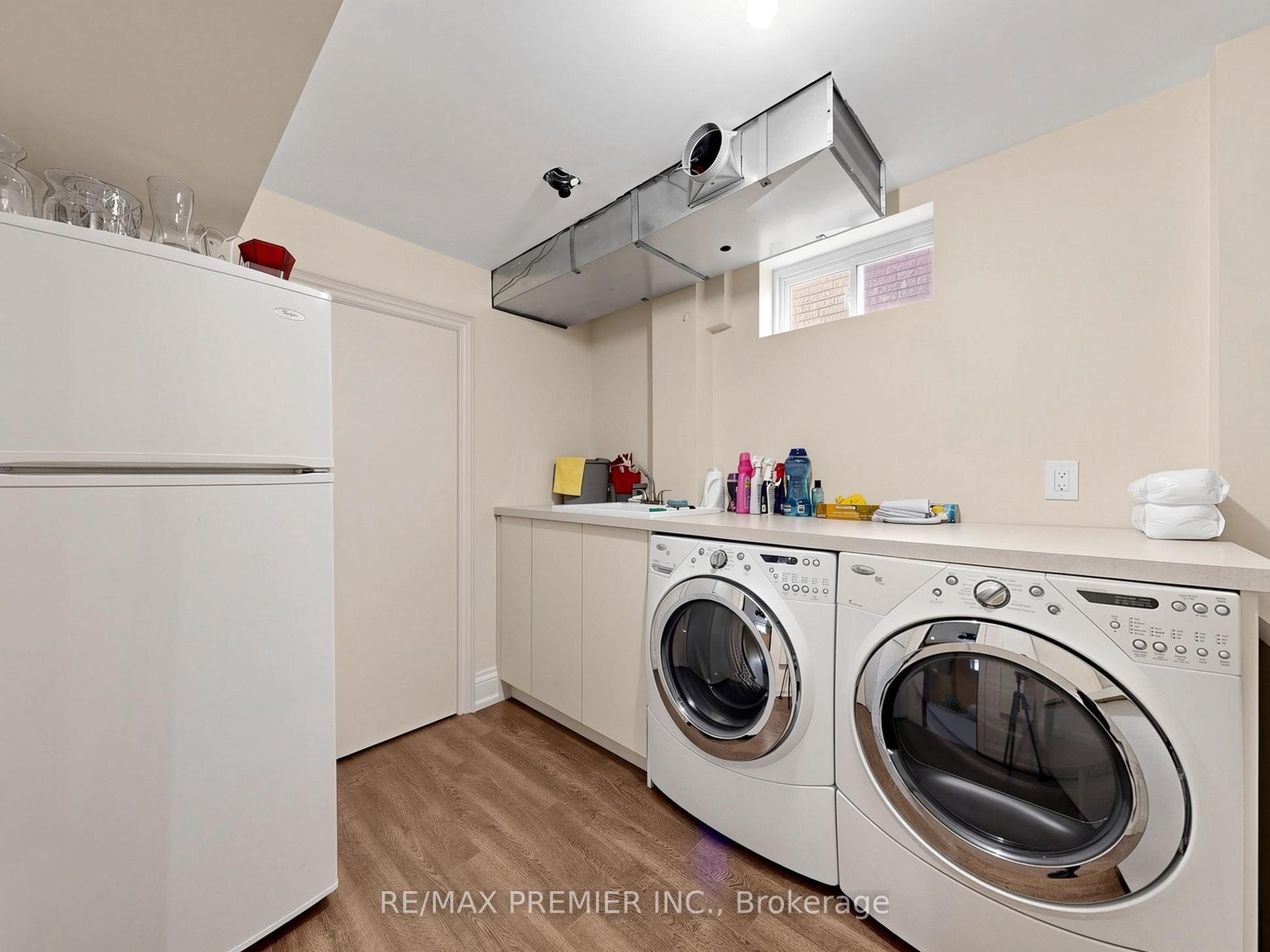 31 Rocksprings Avenue Property Photo 25