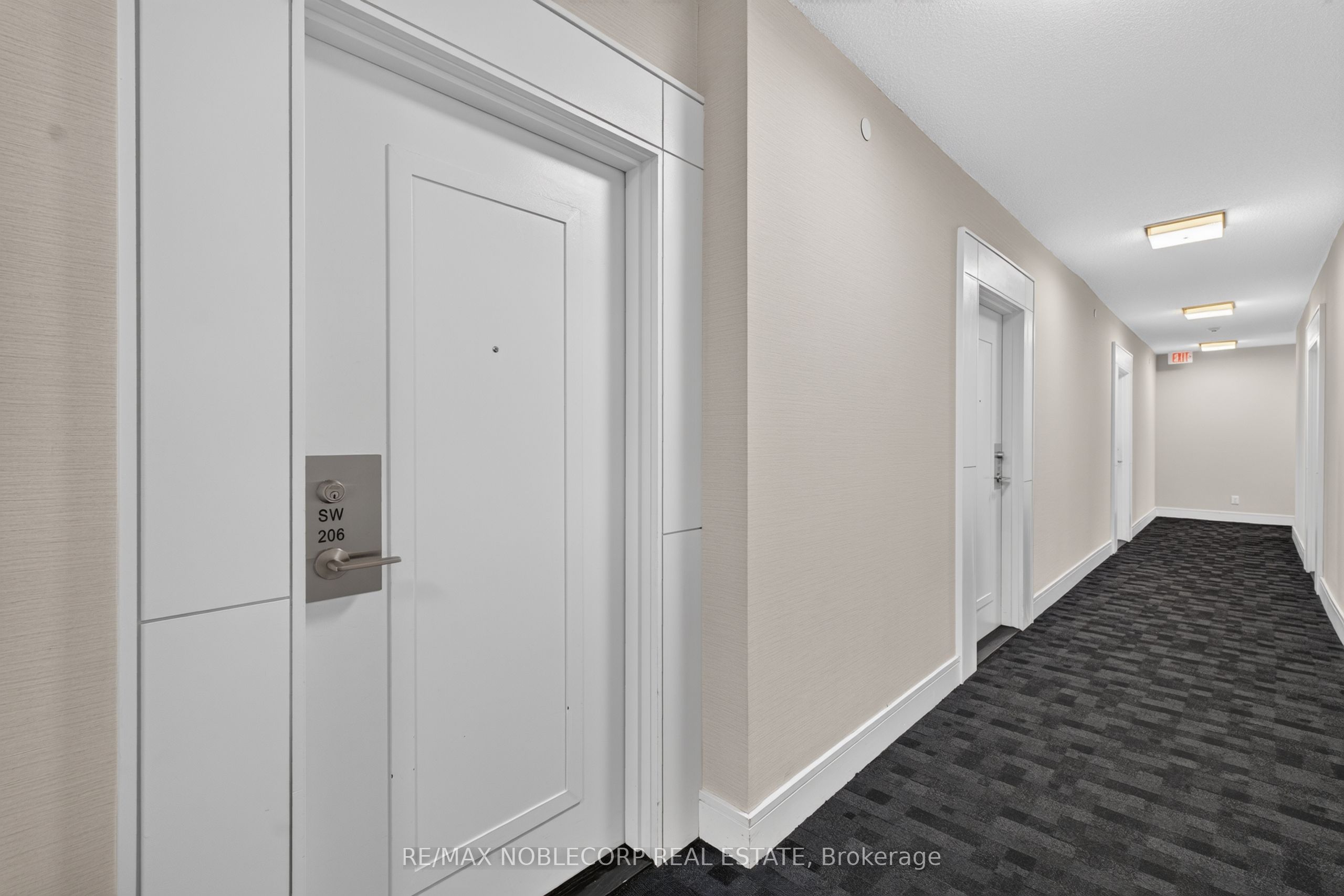 9191 Yonge Street 206sw Property Photo 5