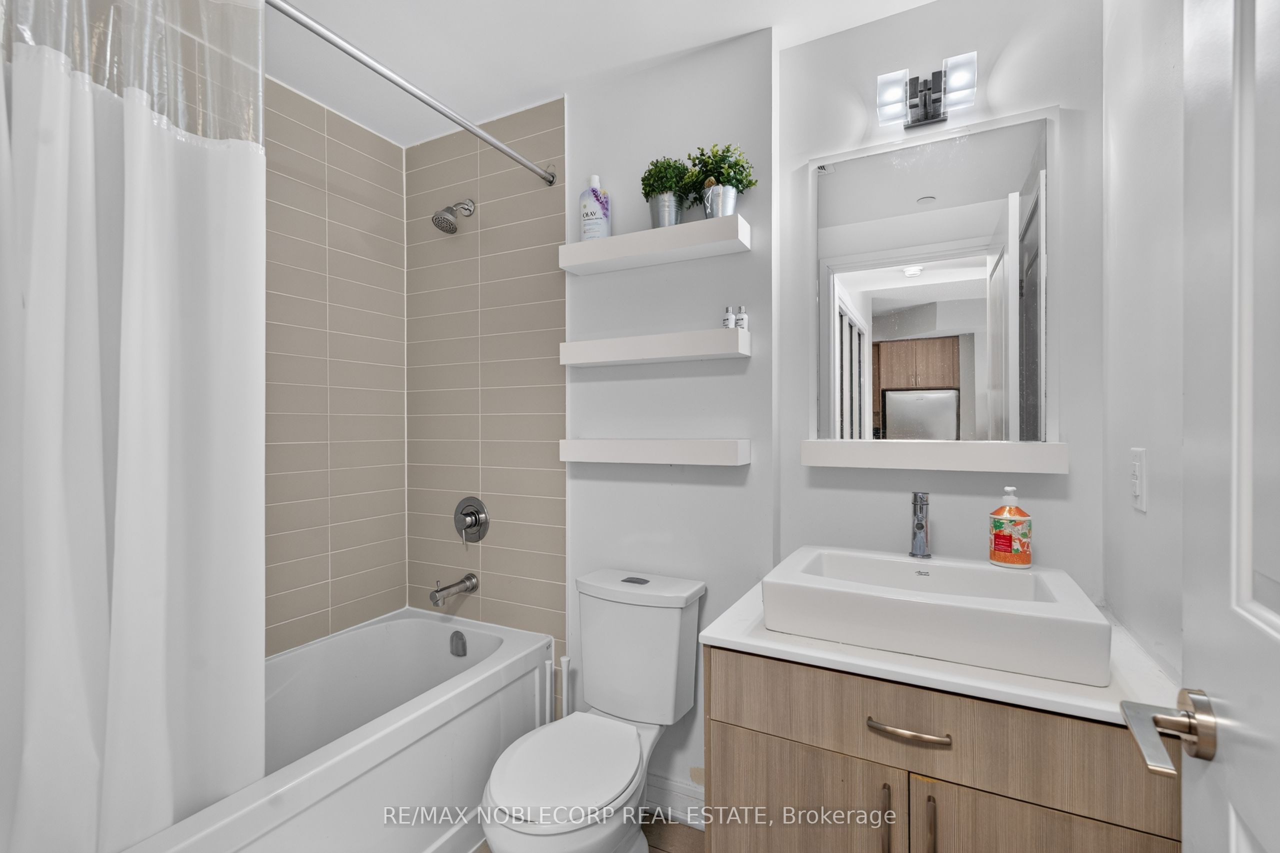 9191 Yonge Street 206sw Property Photo 18