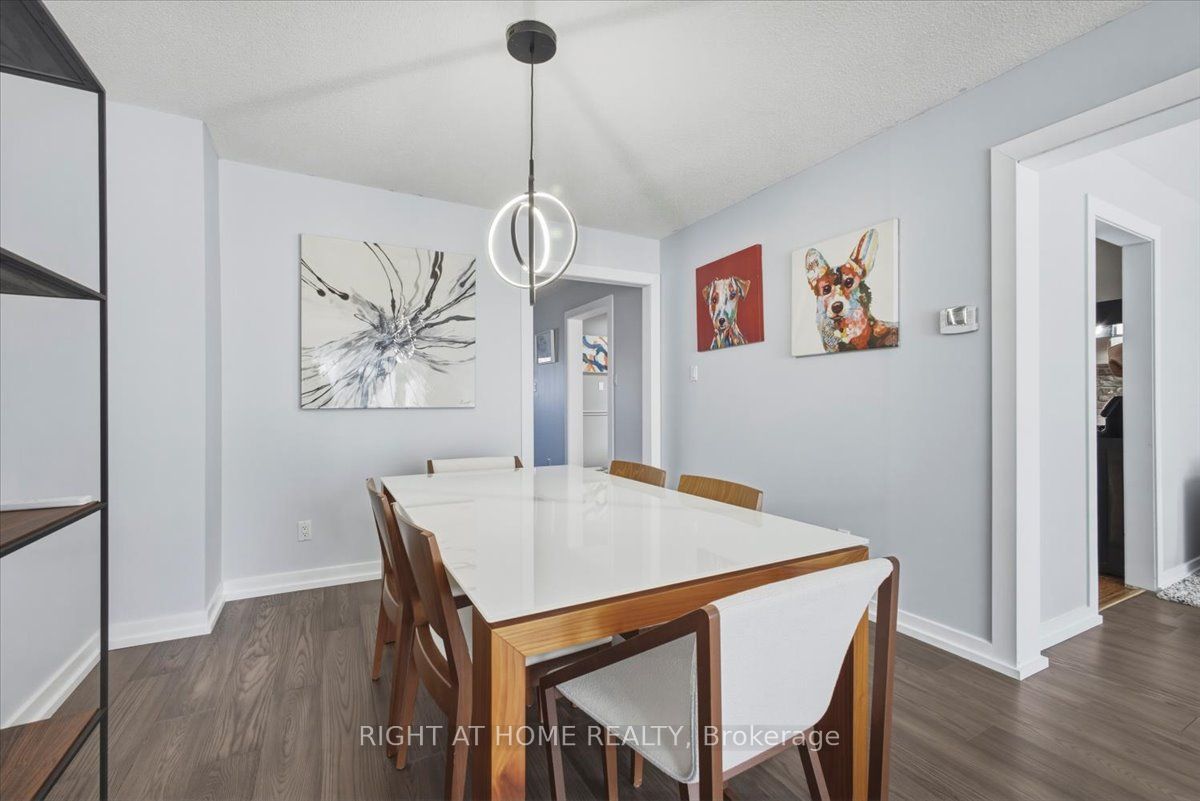 31 Sunbird Boulevard Property Photo 6
