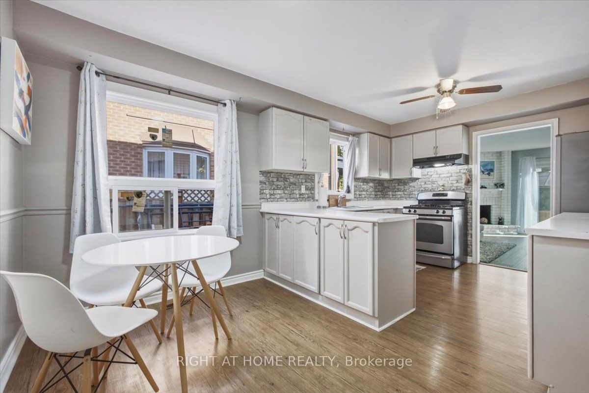 31 Sunbird Boulevard Property Photo 10
