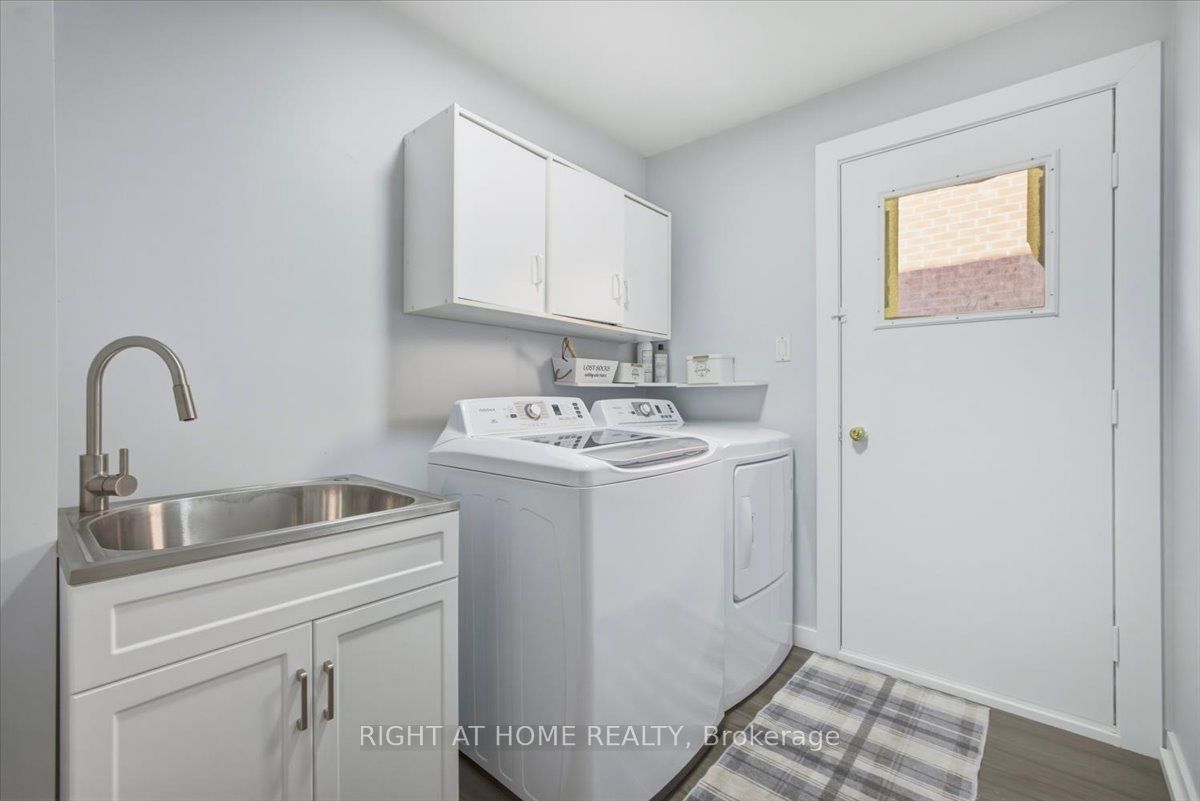 31 Sunbird Boulevard Property Photo 13