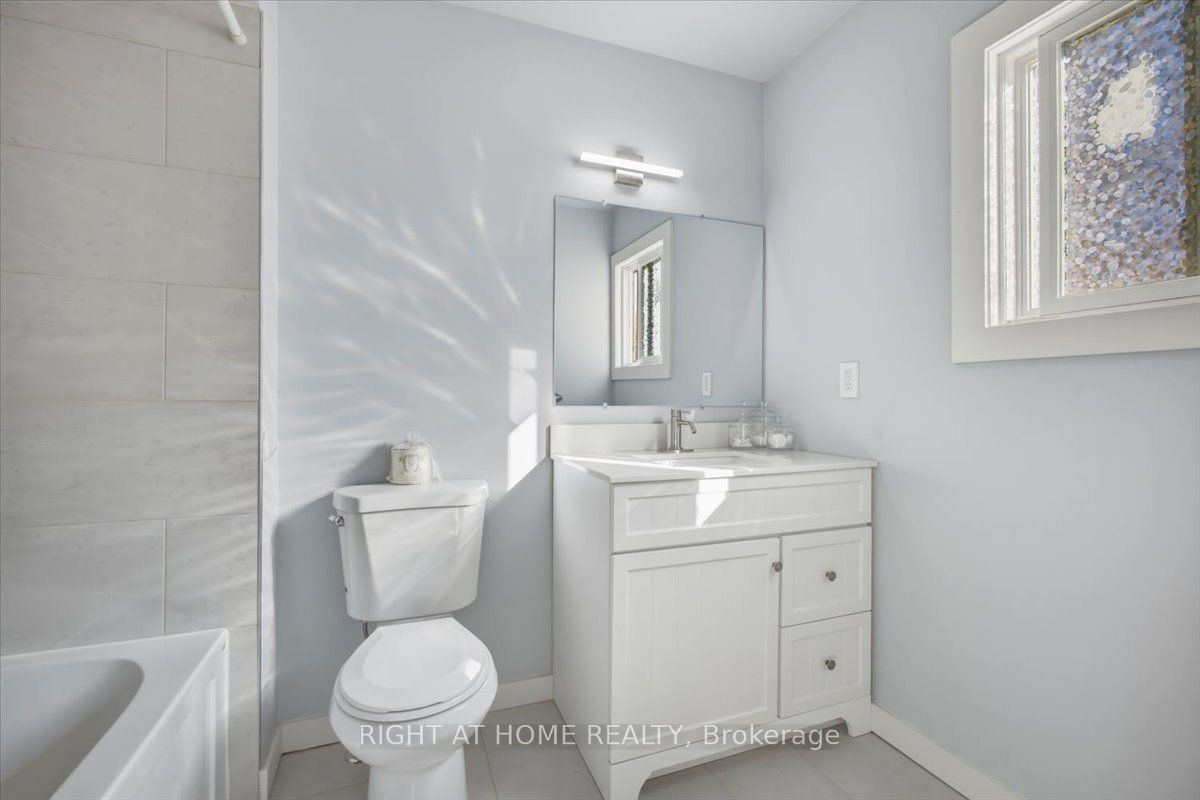 31 Sunbird Boulevard Property Photo 17