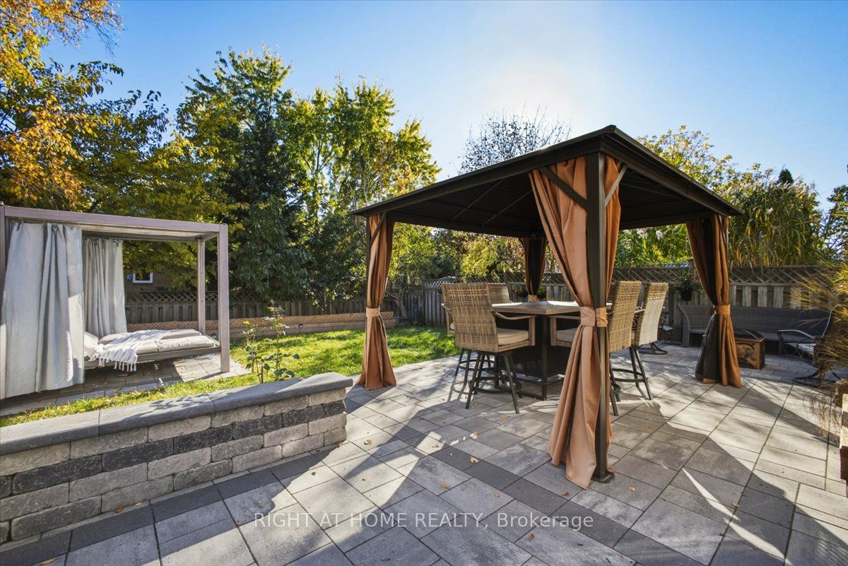 31 Sunbird Boulevard Property Photo 22