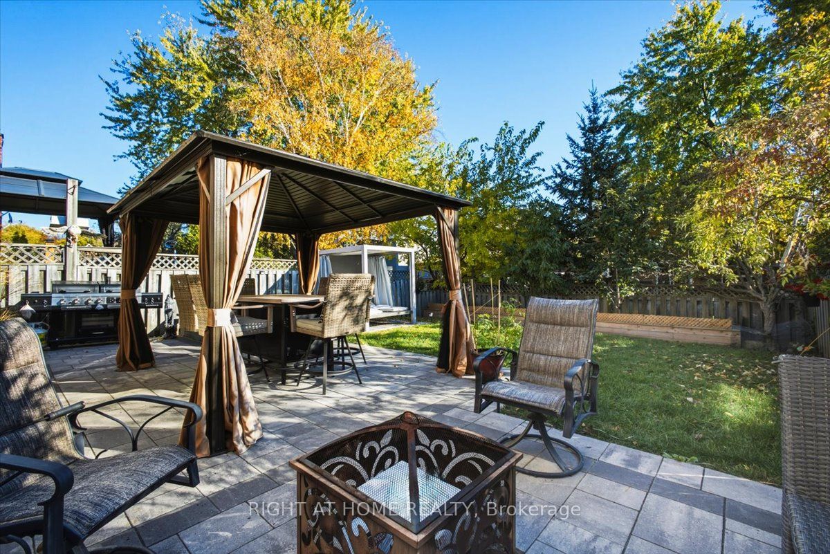31 Sunbird Boulevard Property Photo 23