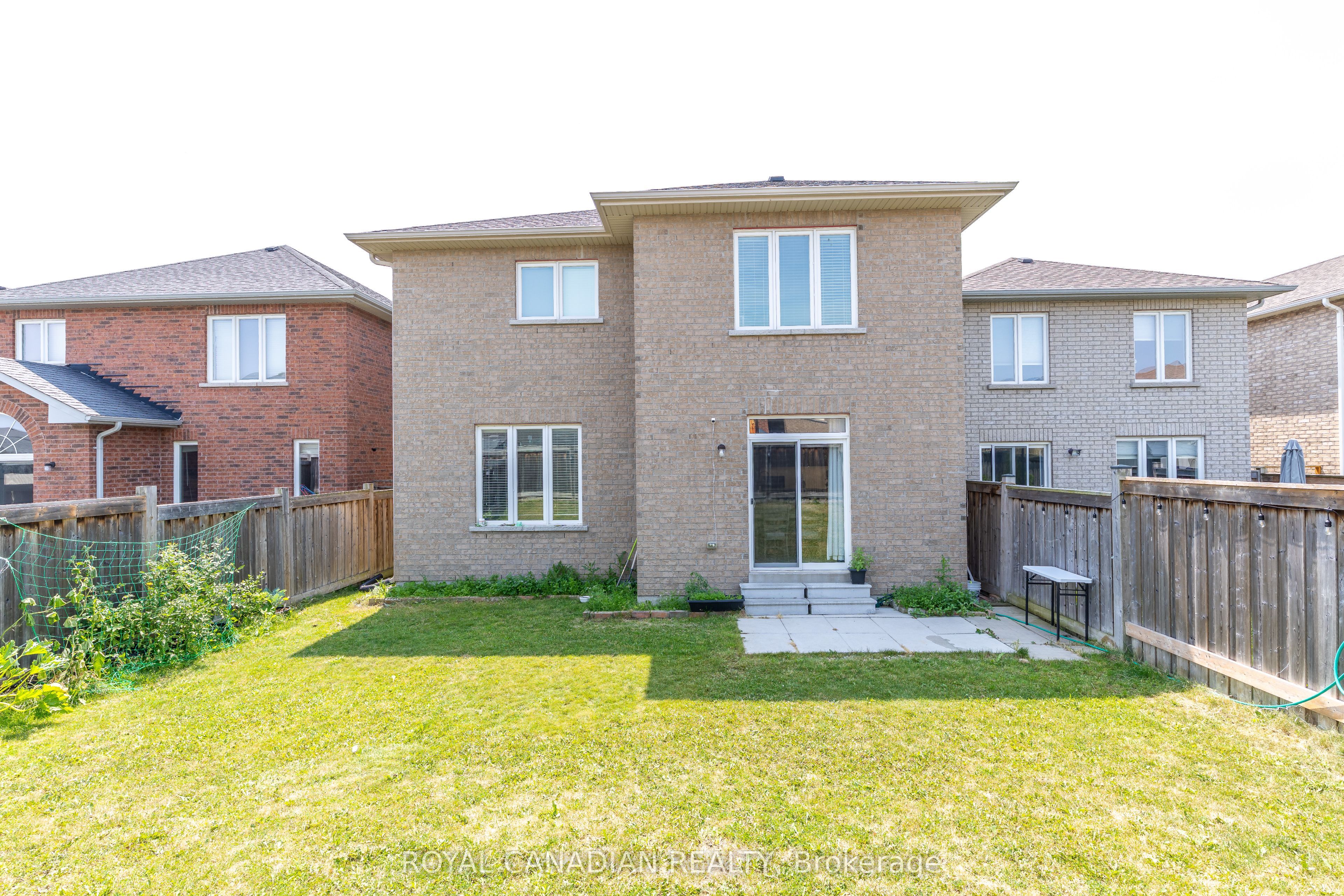 213 Richardson Crescent Property Photo 47