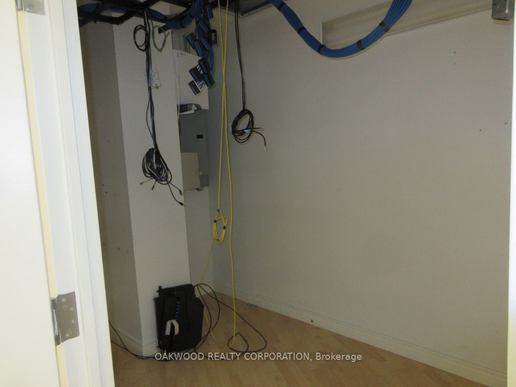 8000 Jane Street Tb 203 Property Photo 9
