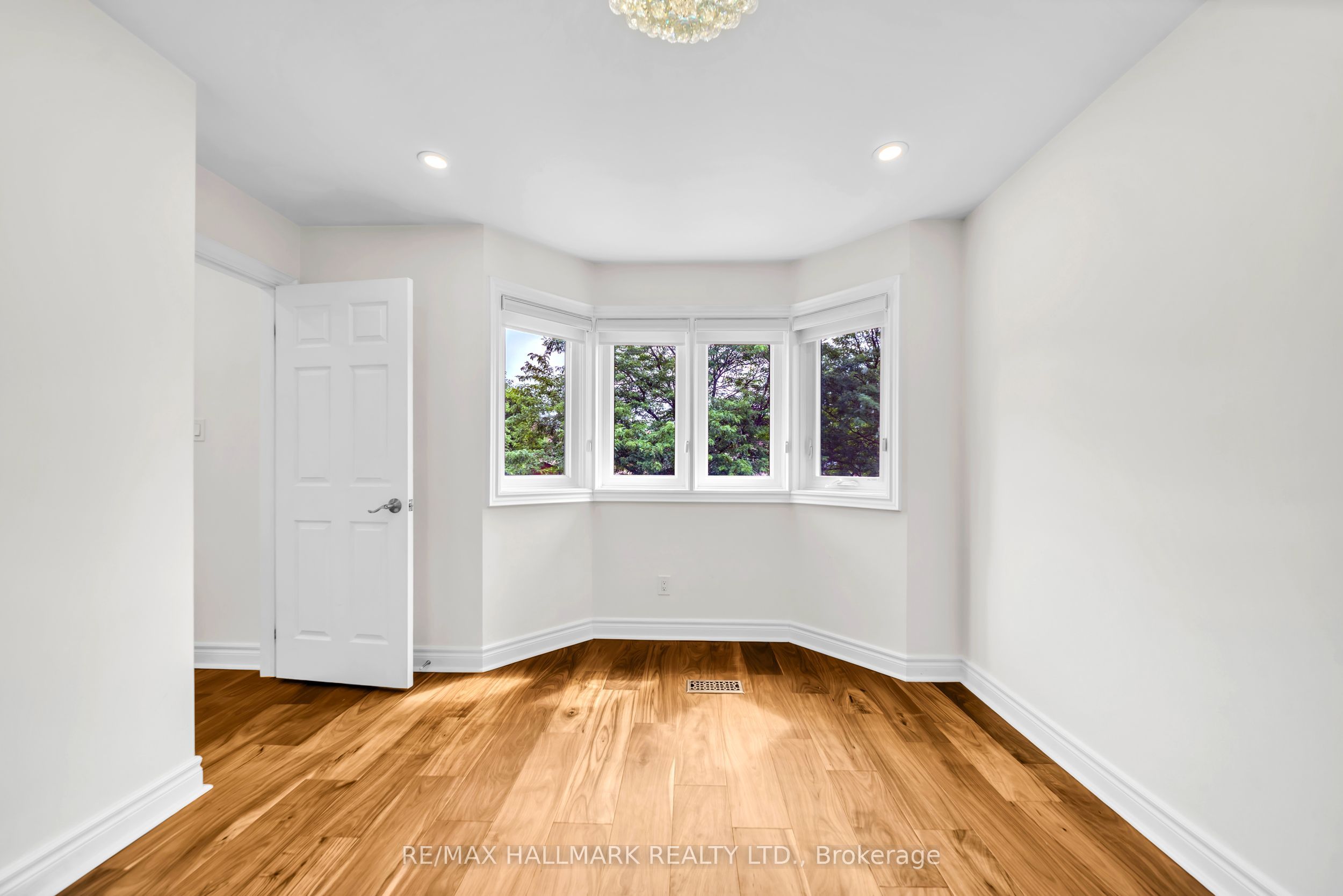 872 Hilton Boulevard Property Photo 28