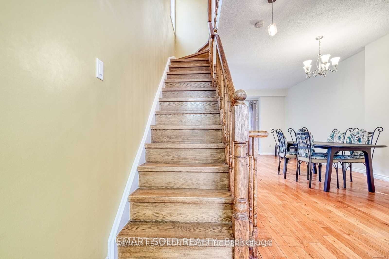 76e Leitchcroft Crescent Property Photo 10