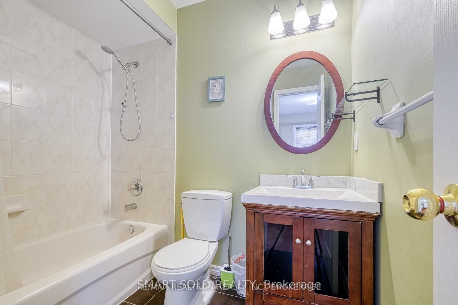 76e Leitchcroft Crescent Property Photo 21