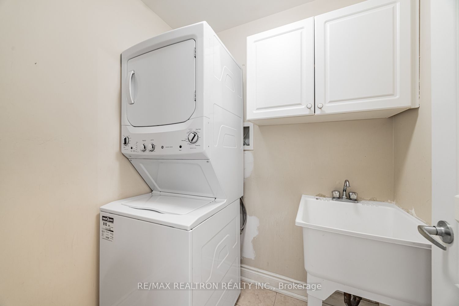 9901 Keele Street 207 Property Photo 14