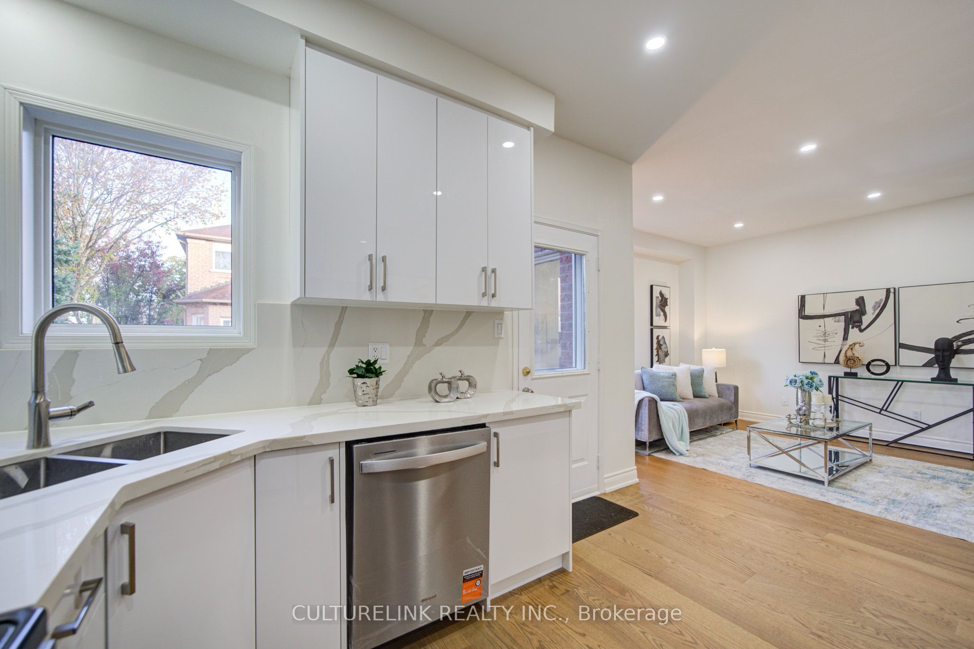 2 Hartwell Place Property Photo 15
