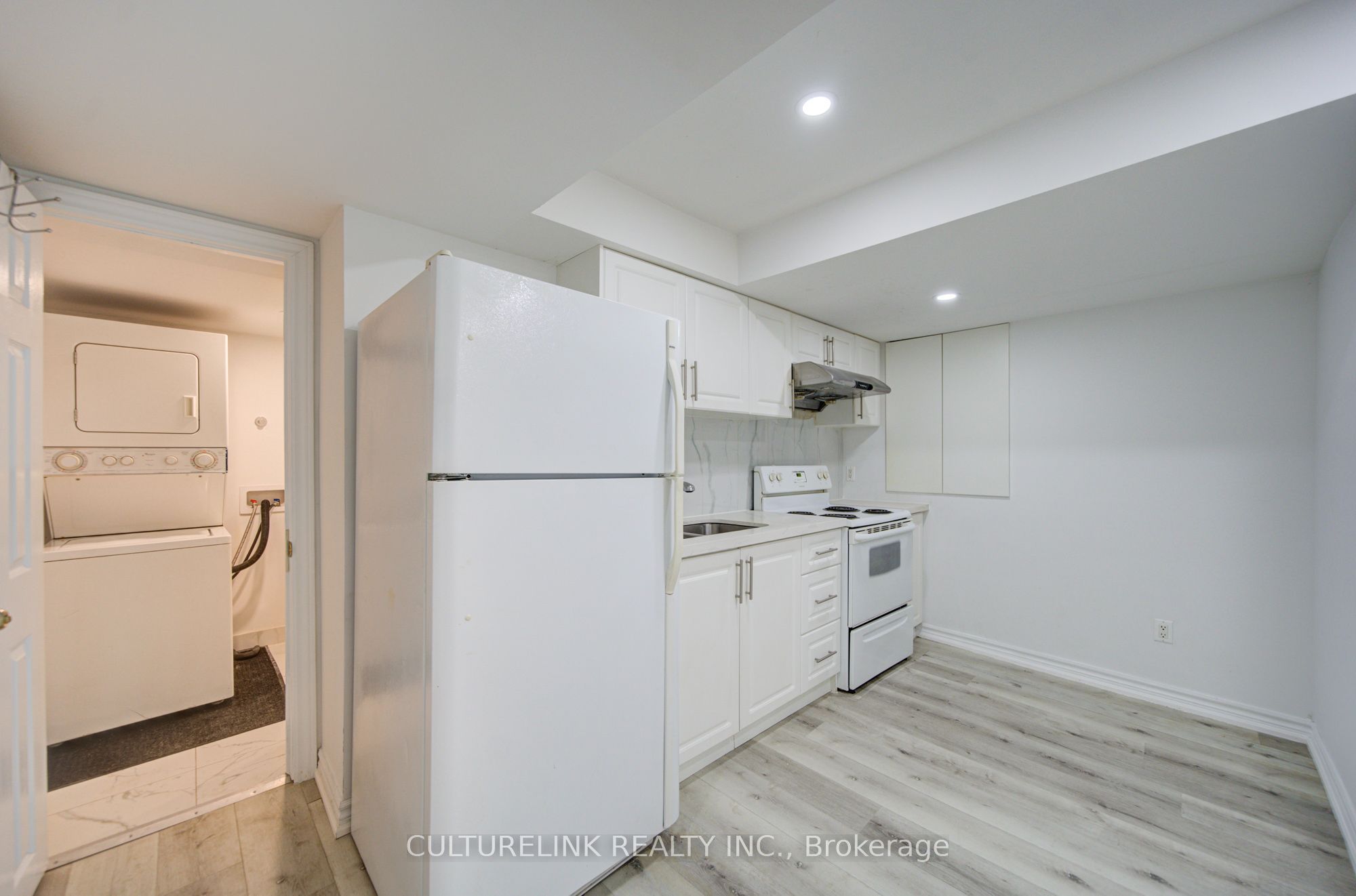 2 Hartwell Place Property Photo 36