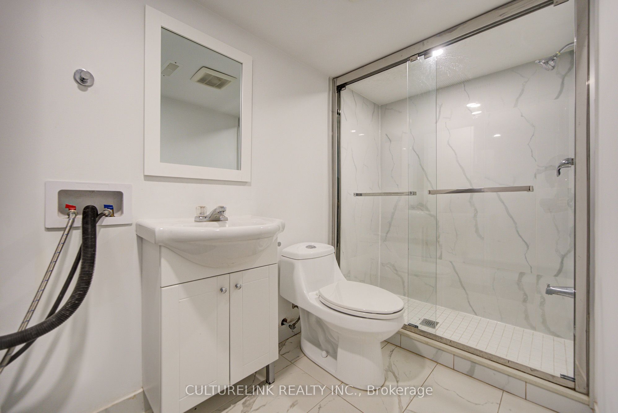 2 Hartwell Place Property Photo 38